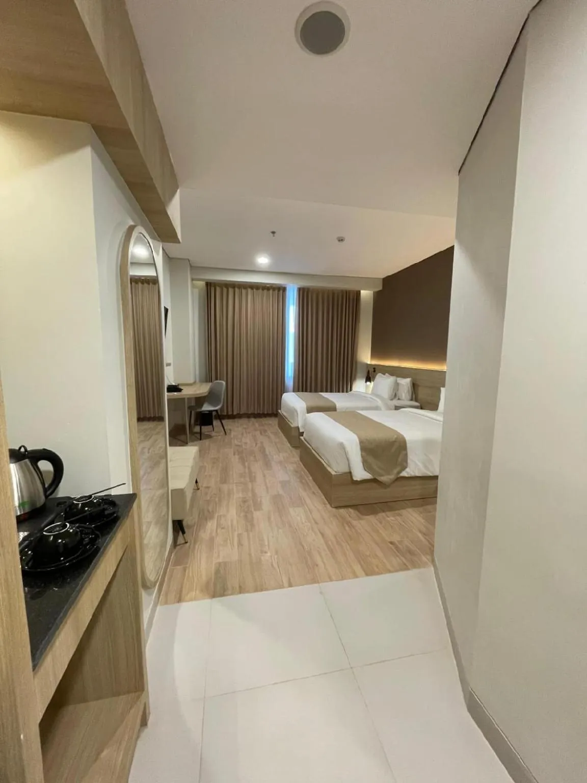 University Hotel UMY