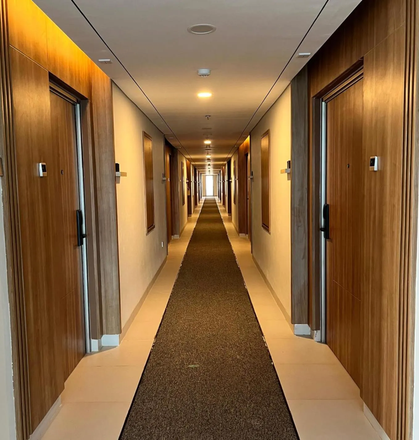 University Hotel UMY