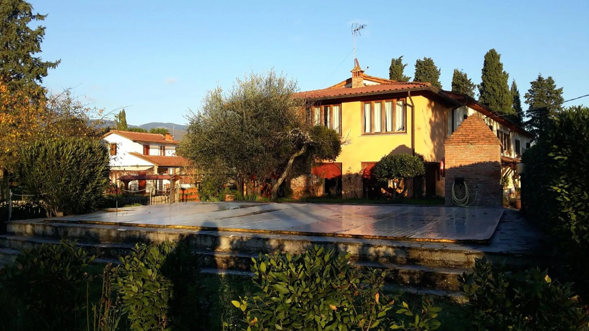 Swimming pool in Artenatura BeB