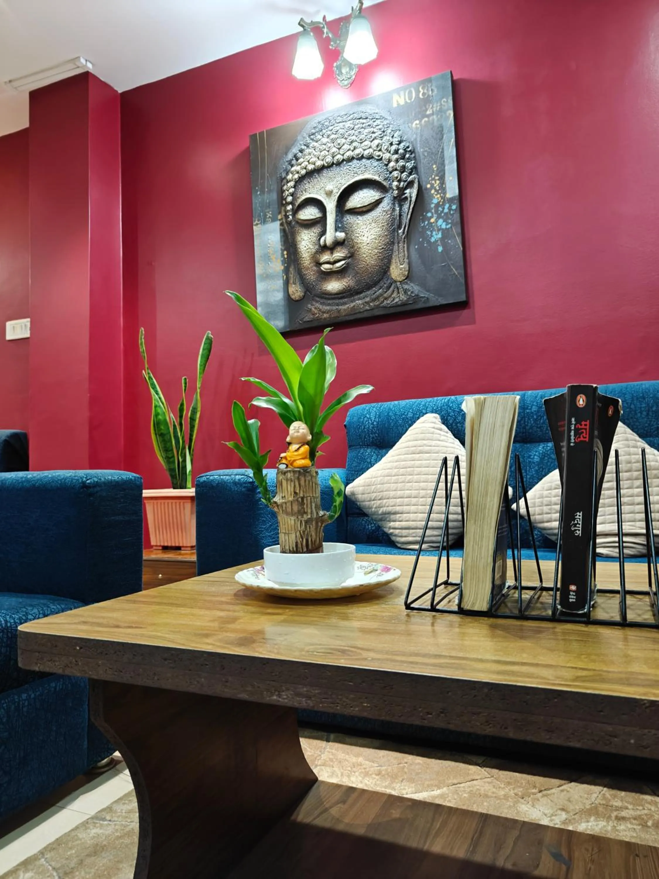 Lobby or reception in Hotel Sunmount Mayal Retreat