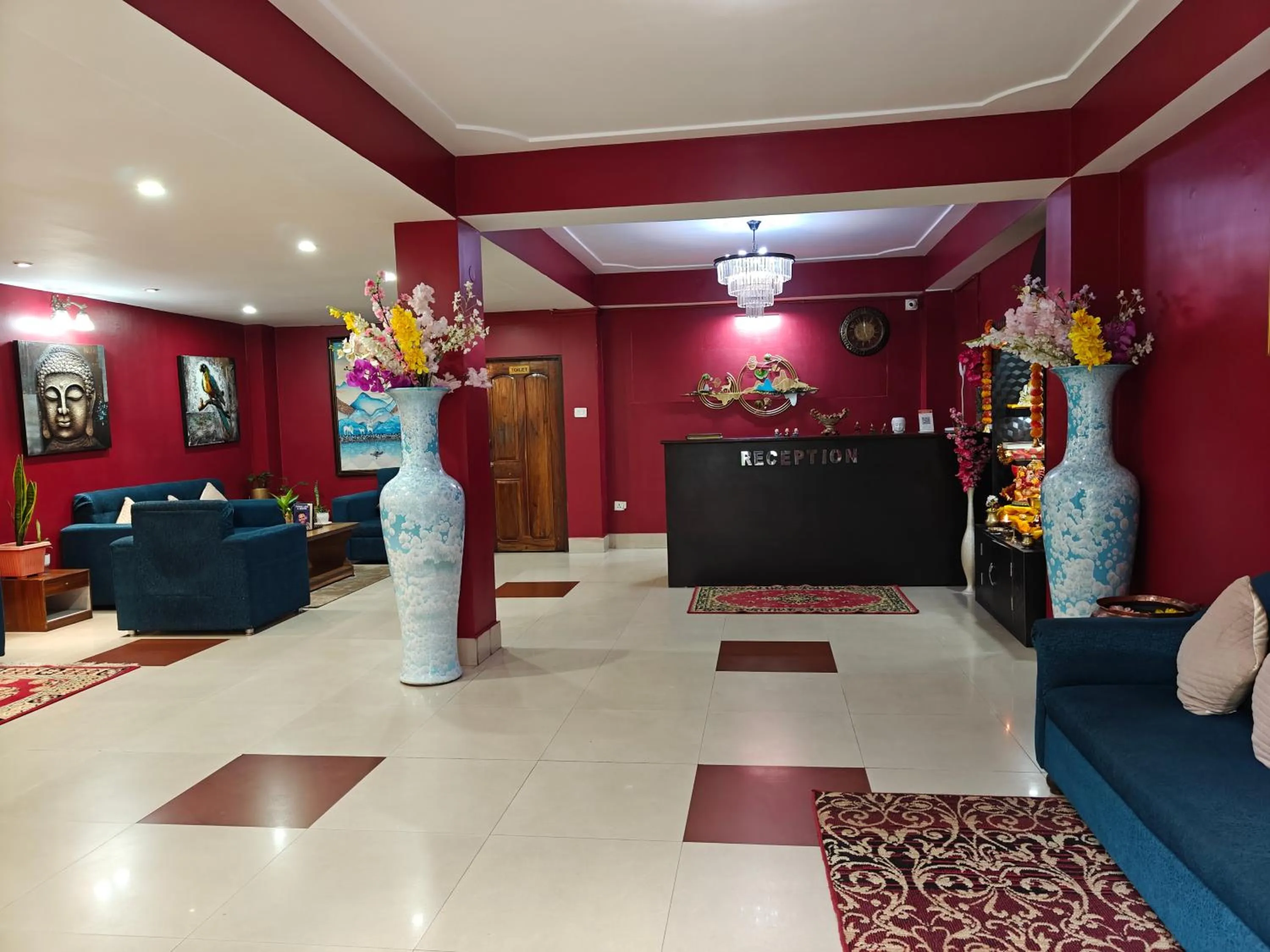 Lobby or reception in Hotel Sunmount Mayal Retreat