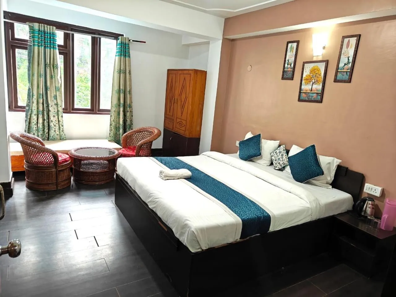 Bed in Hotel Sunmount Mayal Retreat