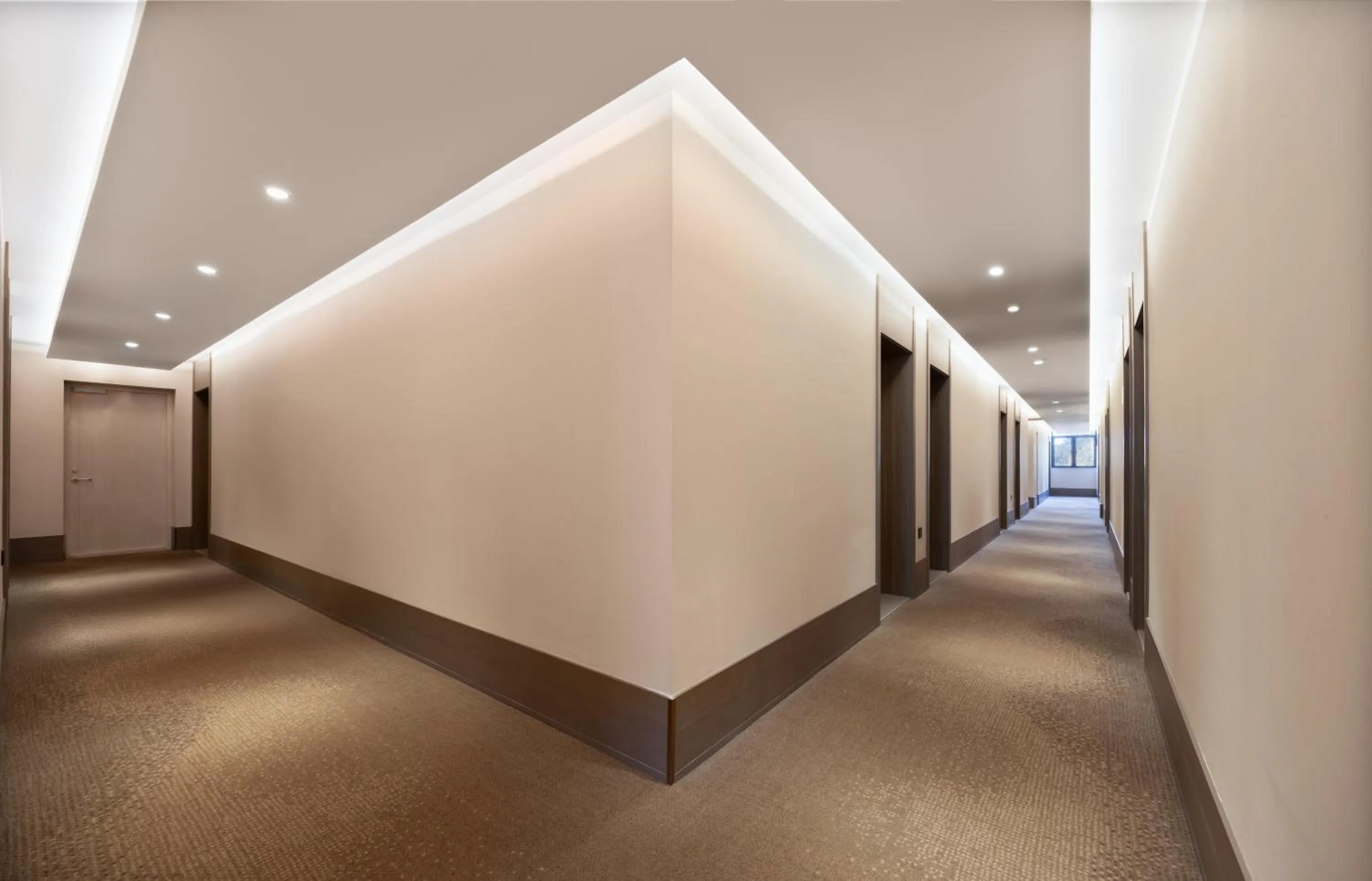 Property building in Hanting Hotel Beijing South Railway Station South Square