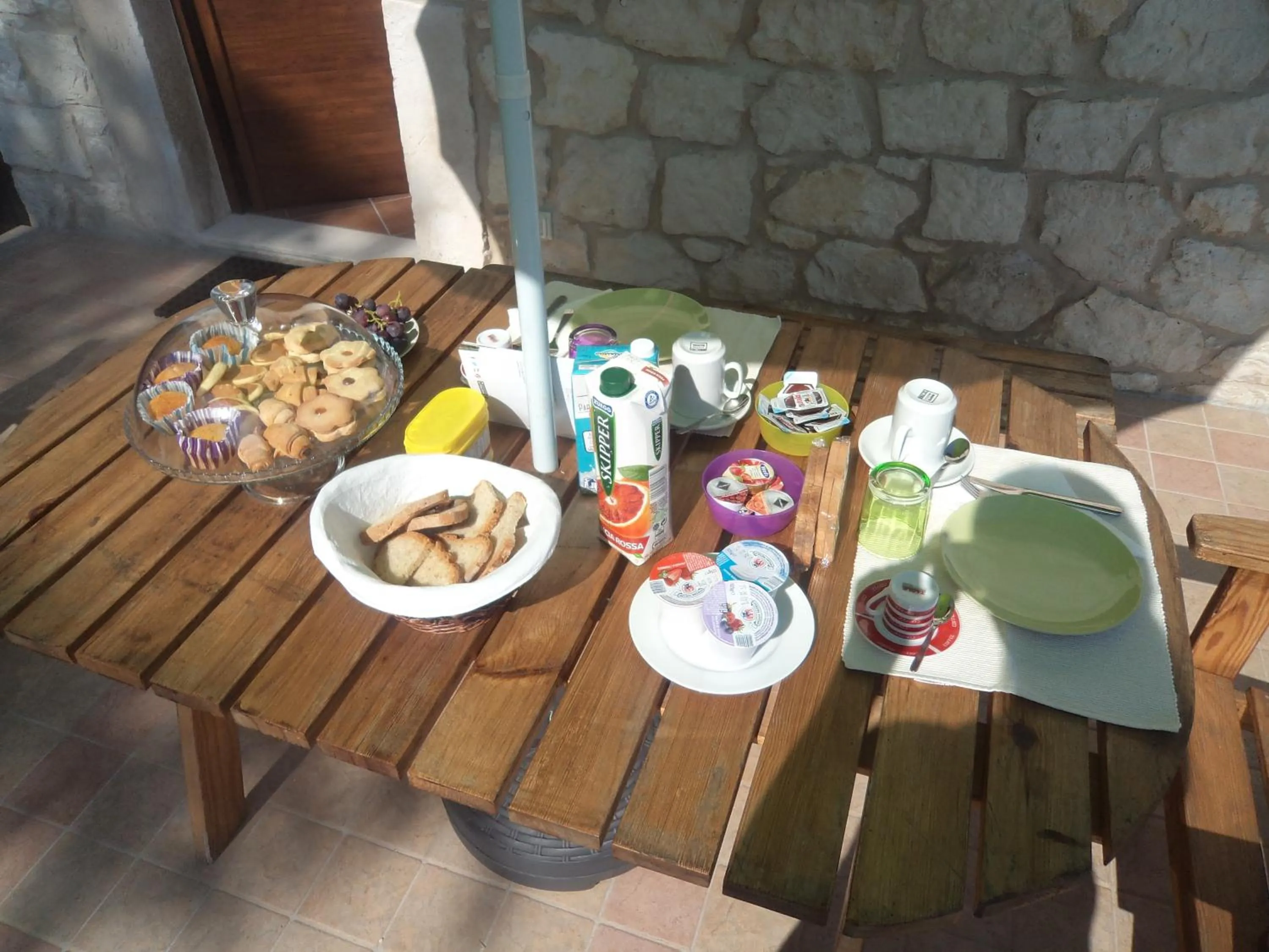 Italian breakfast in B&B Masseria Majella