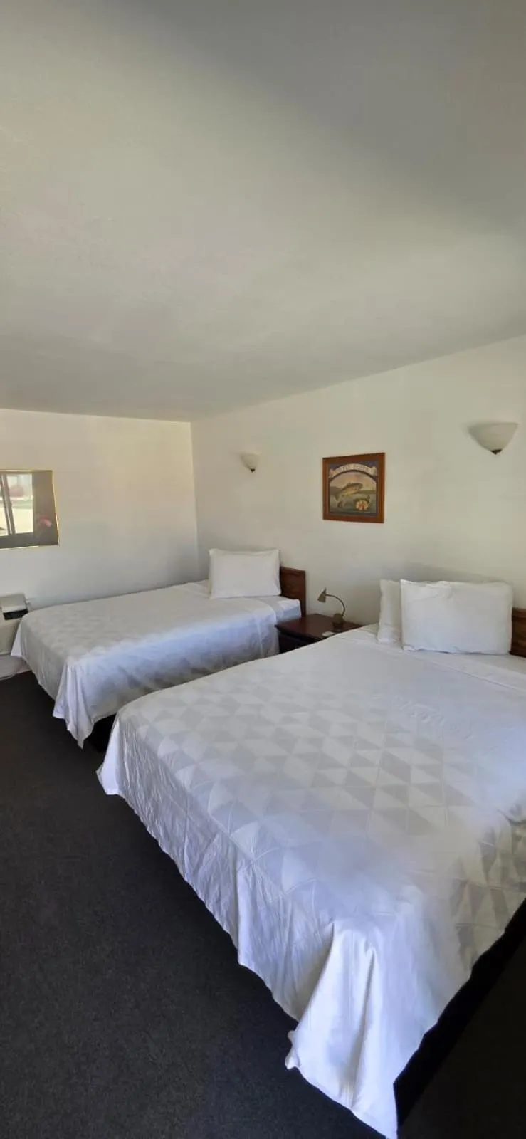 Bed in Country Inn Marion