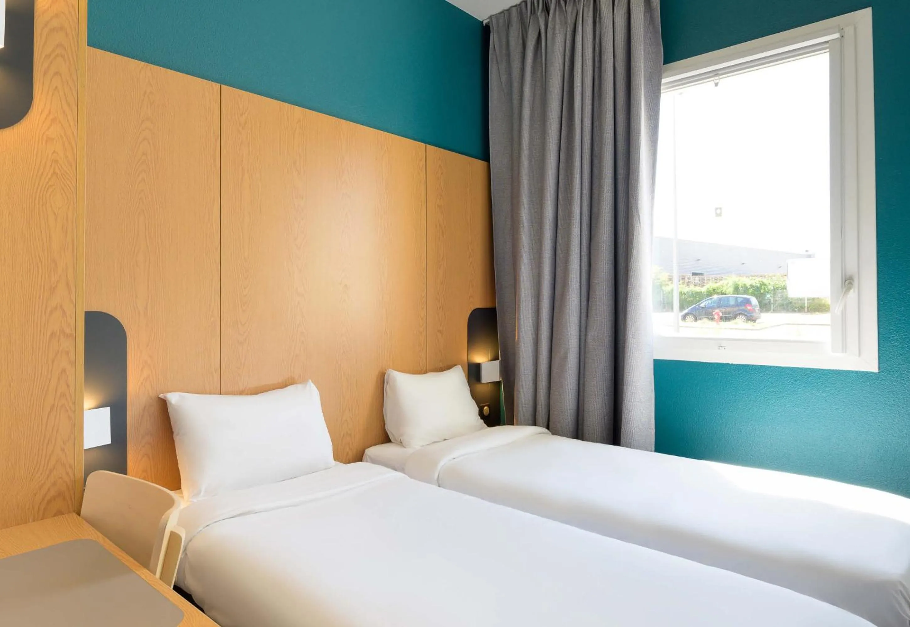 Bedroom, Bed in B&B HOTEL Lieusaint Carré Sénart