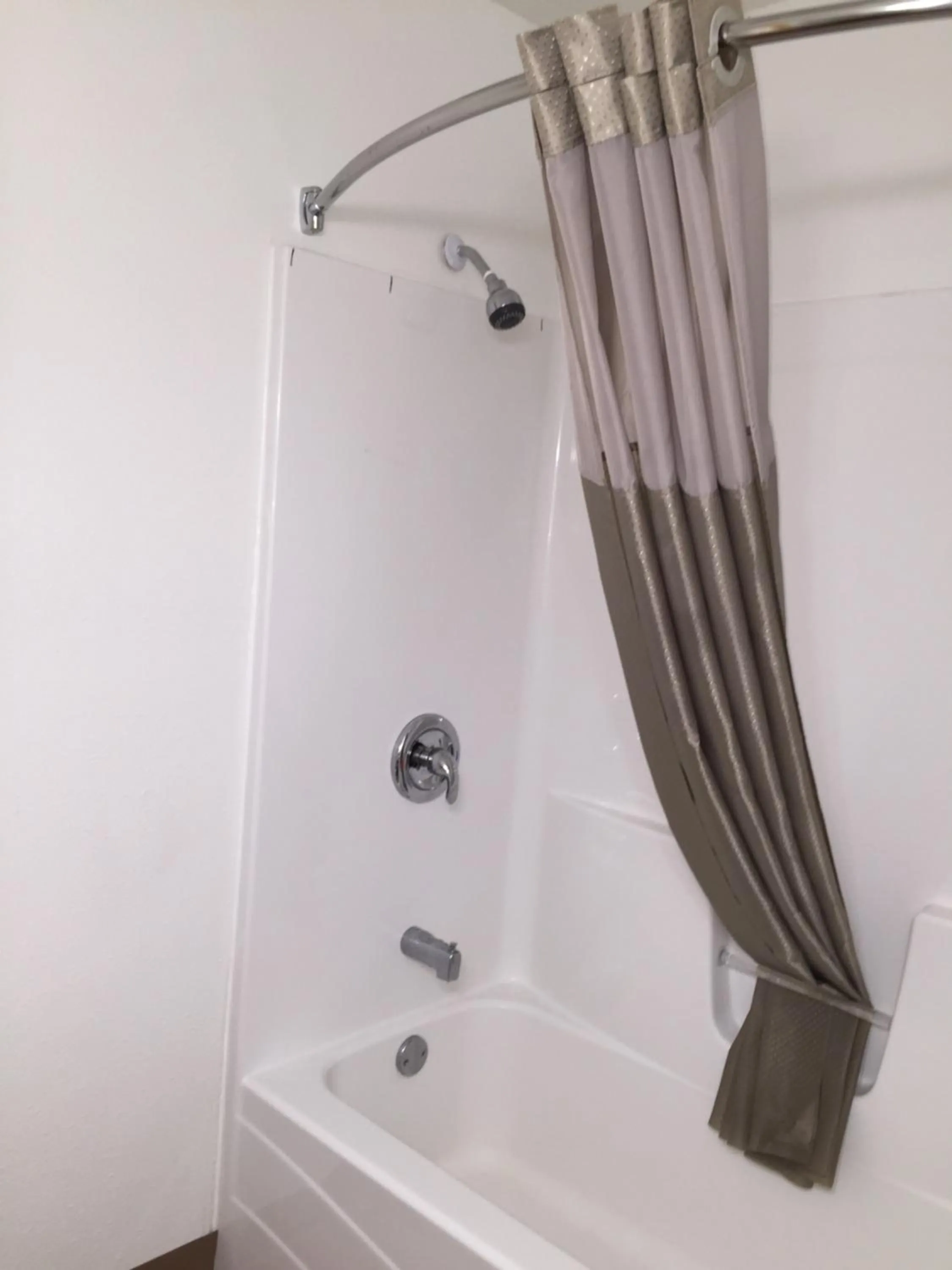 Bathroom in Motel 6-Prairie Du Chien, WI