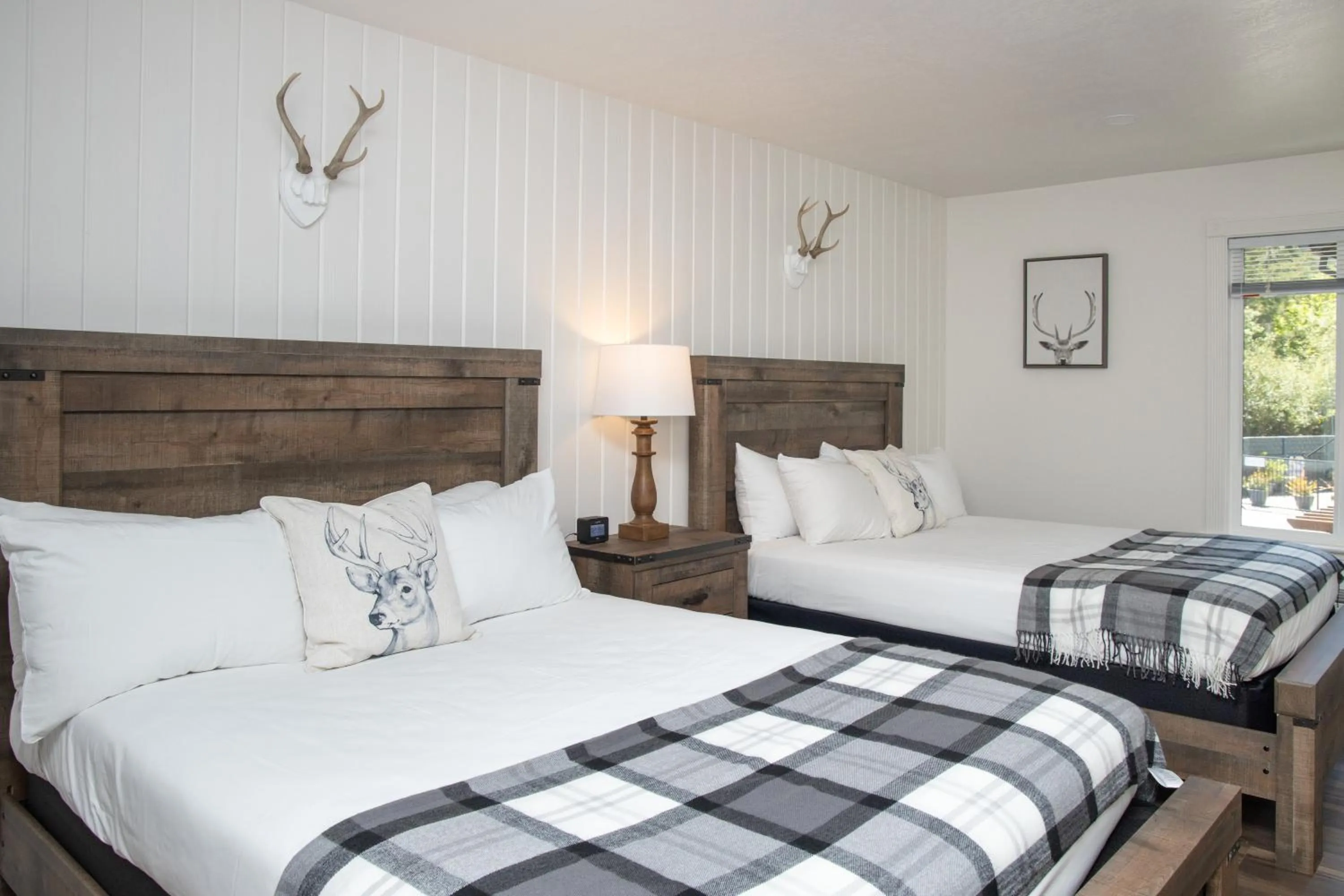 Bed in The Occidental Lodge