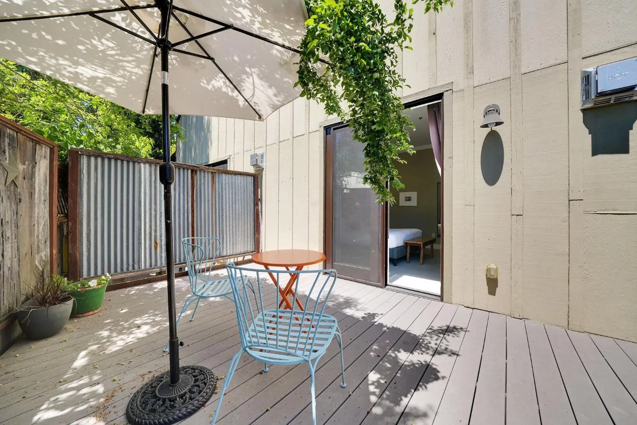 Double Room with Patio in Hanford House Double Room with Patio in Hanford House