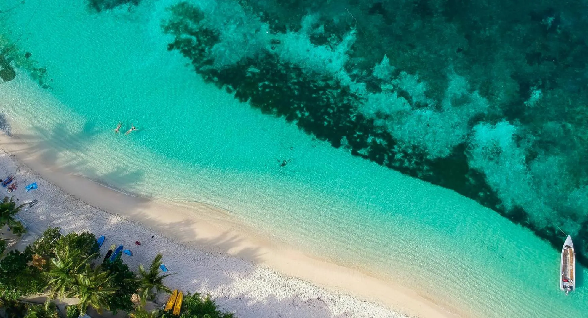 Barefoot Kuata Island Resort