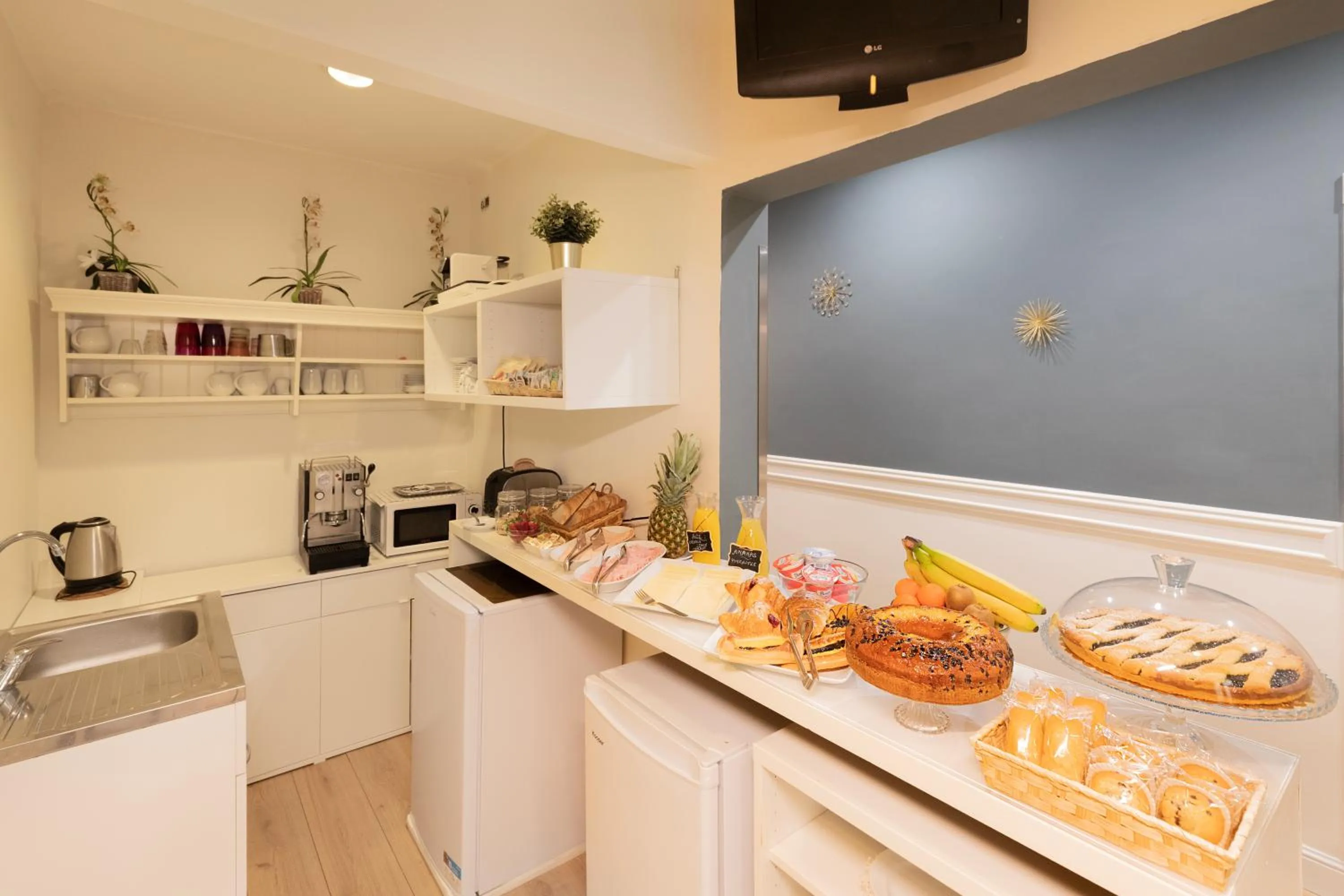 Breakfast in Piccolo Imperiale