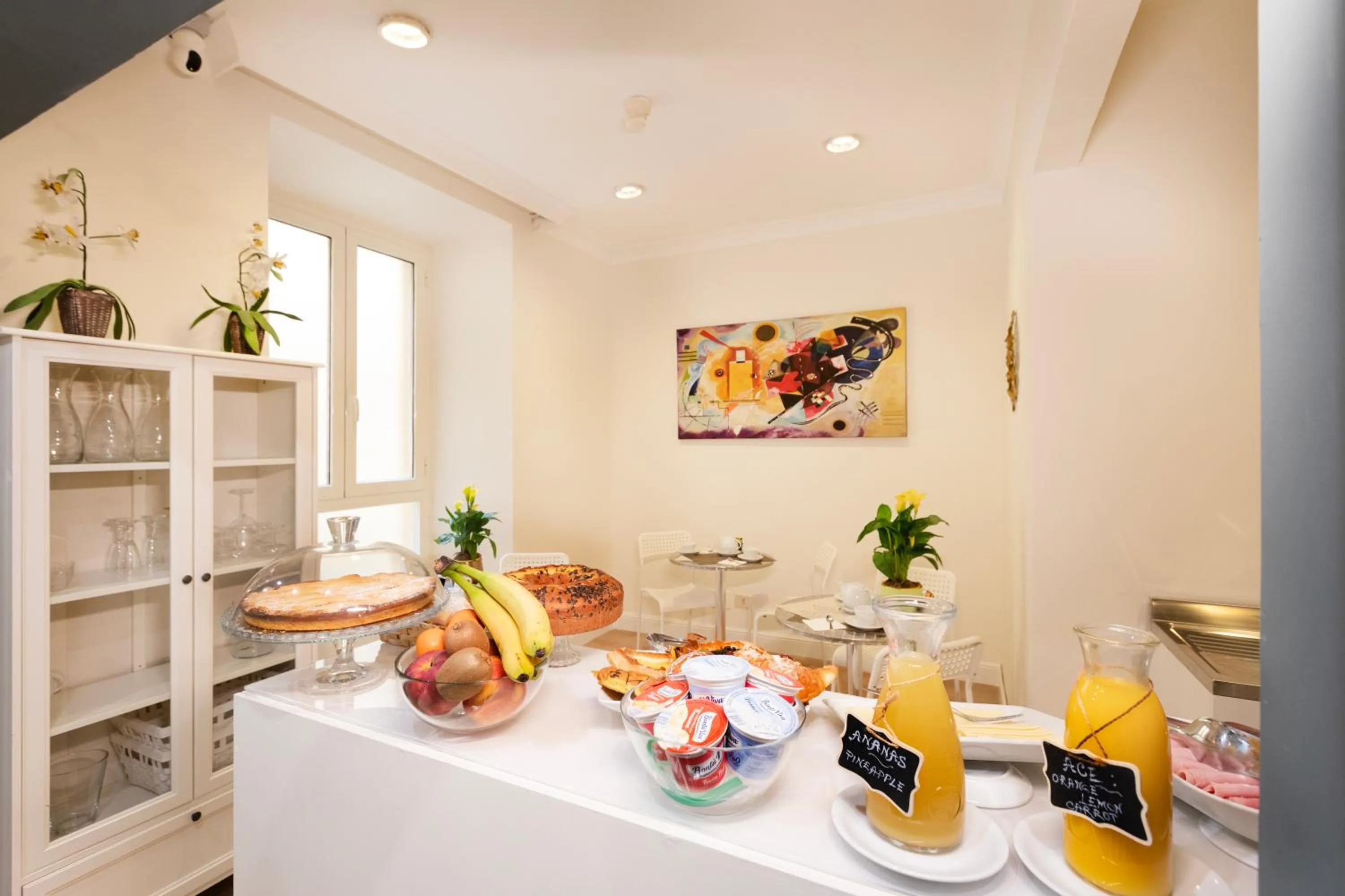 Continental breakfast in Piccolo Imperiale