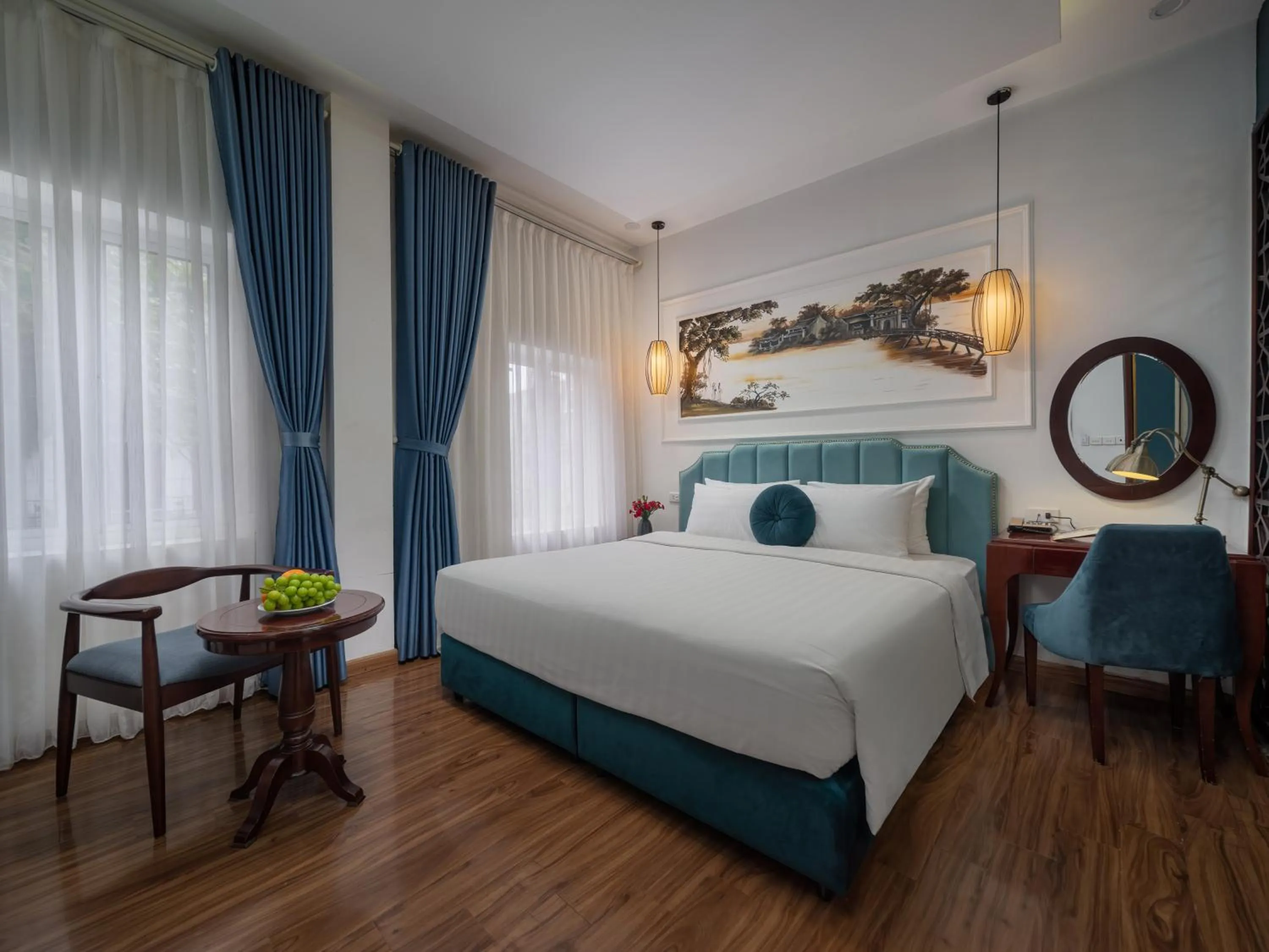 Photo of the whole room, Bed in Hanoi Chic Boutique Hotel
