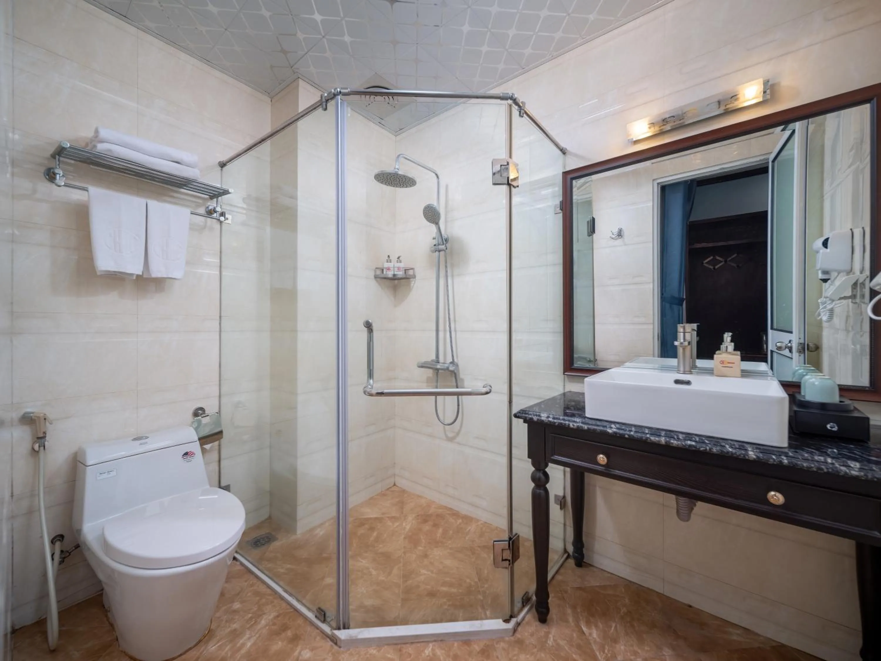 Shower in Hanoi Chic Boutique Hotel