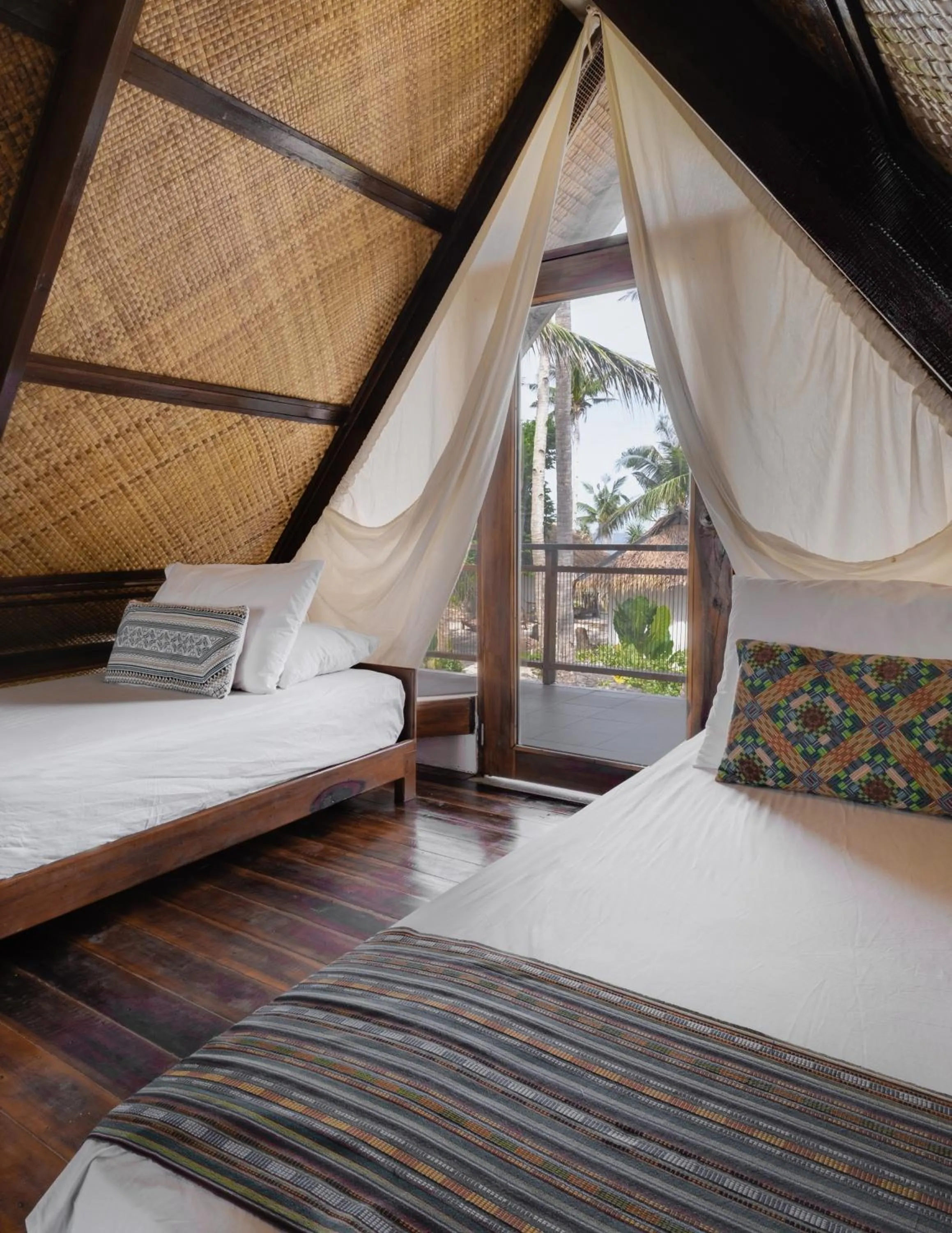 Bed in Harana Surf Resort
