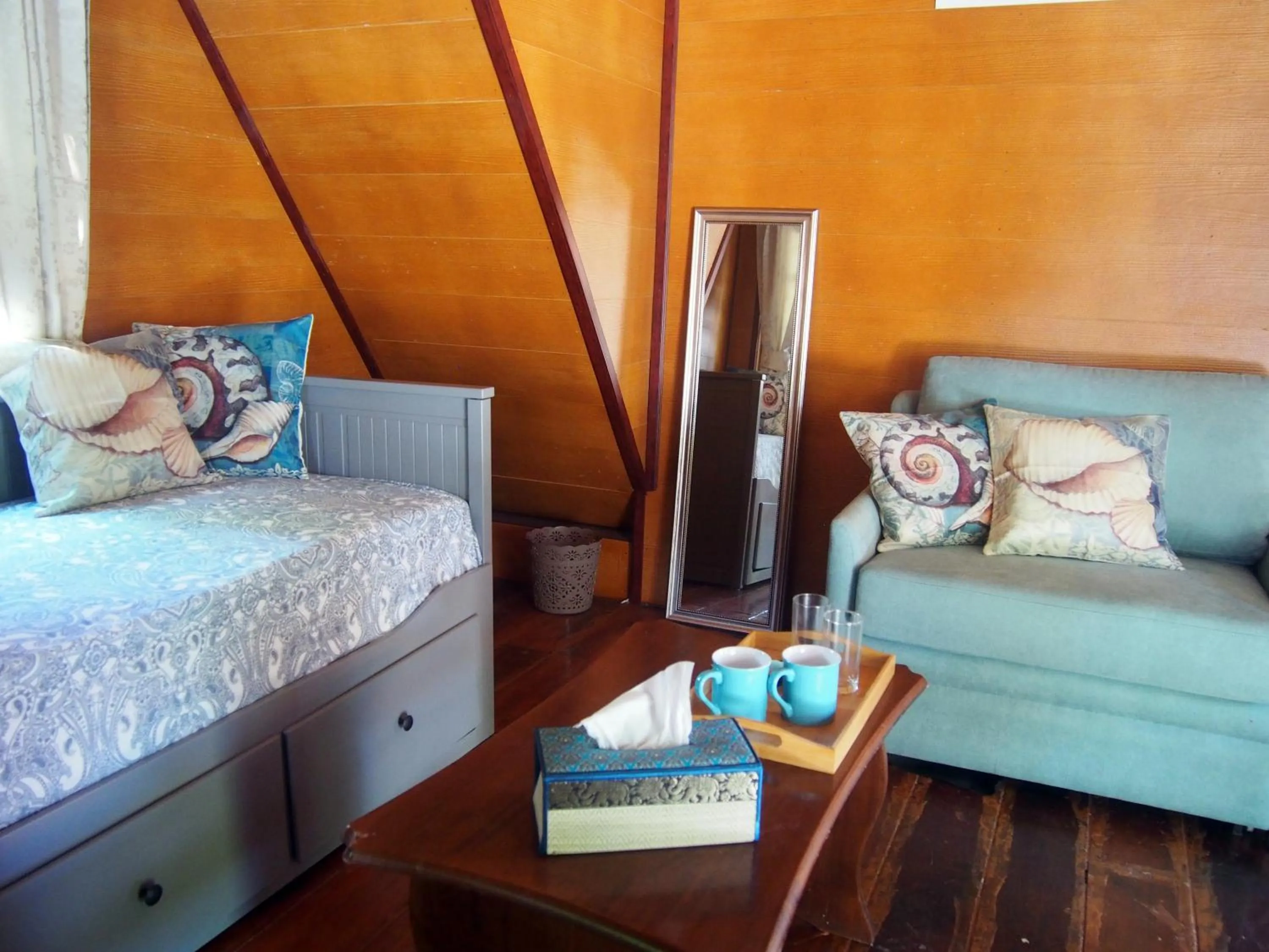 Bed in Coco Beach Bungalows