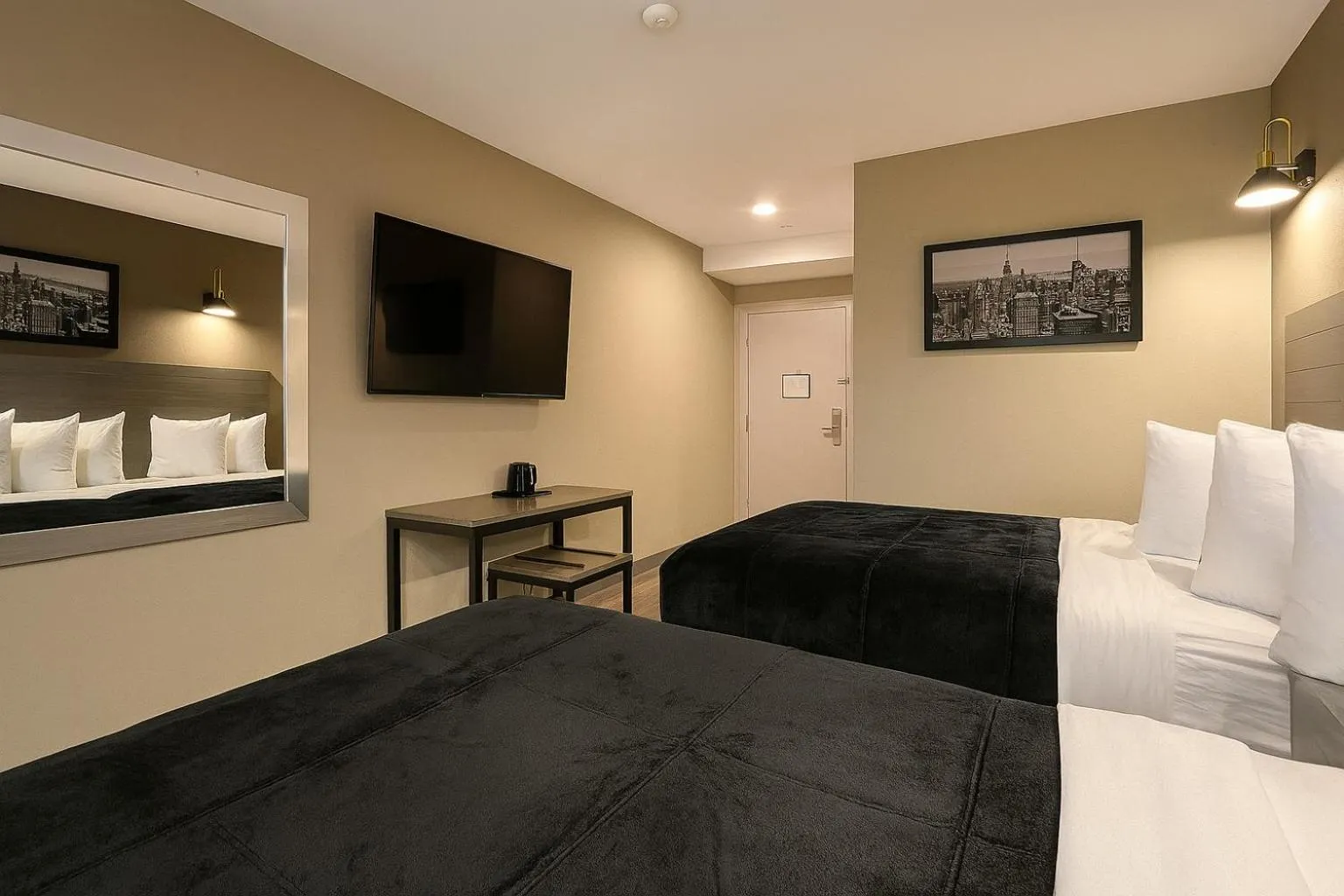 Bedroom, Bed in LIV Hotel Bronx GRAND OPENING