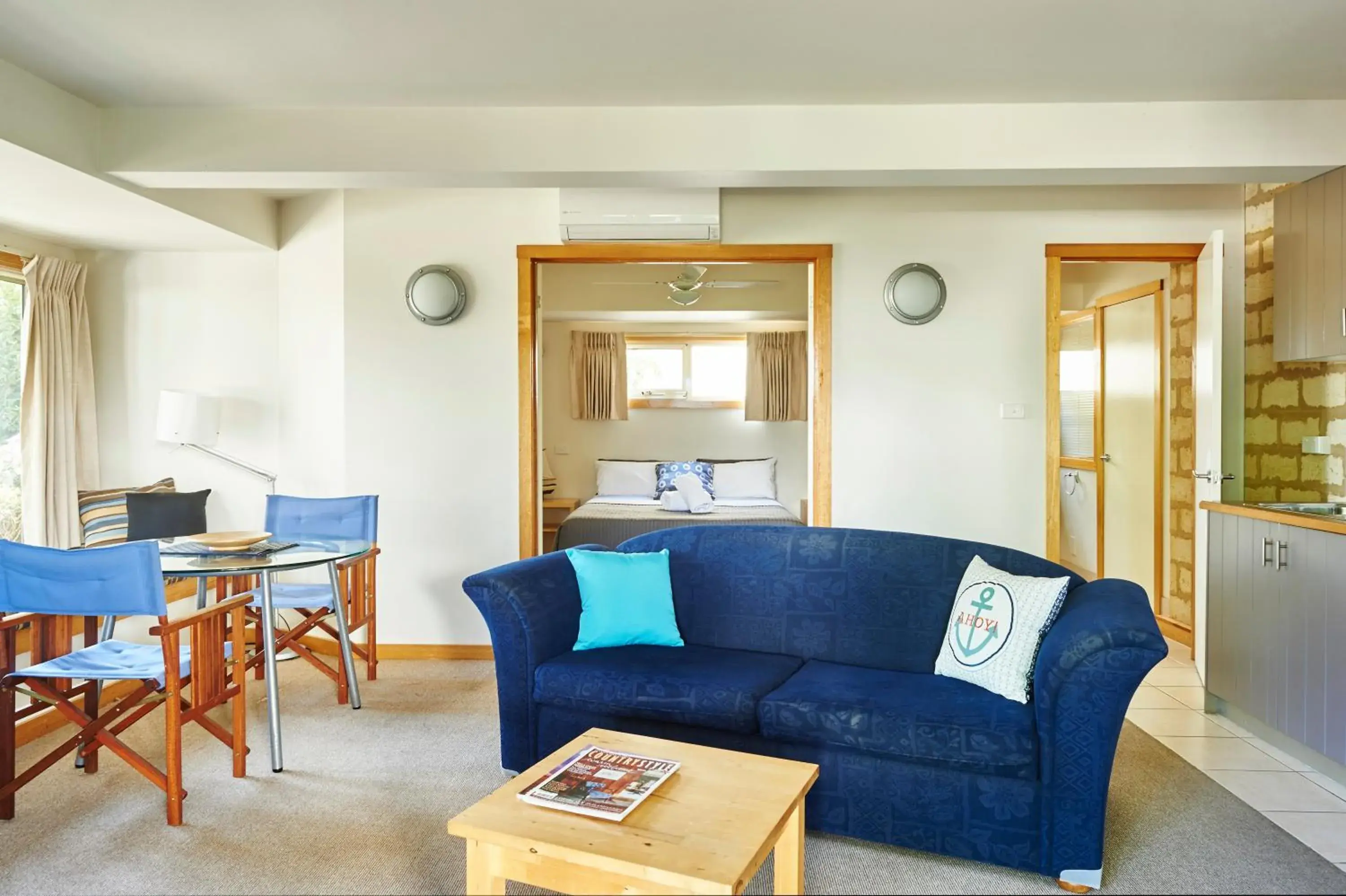 Luxury Suite with Spa Bath in Seahaven Village Luxury Suite with Spa Bath in Seahaven Village