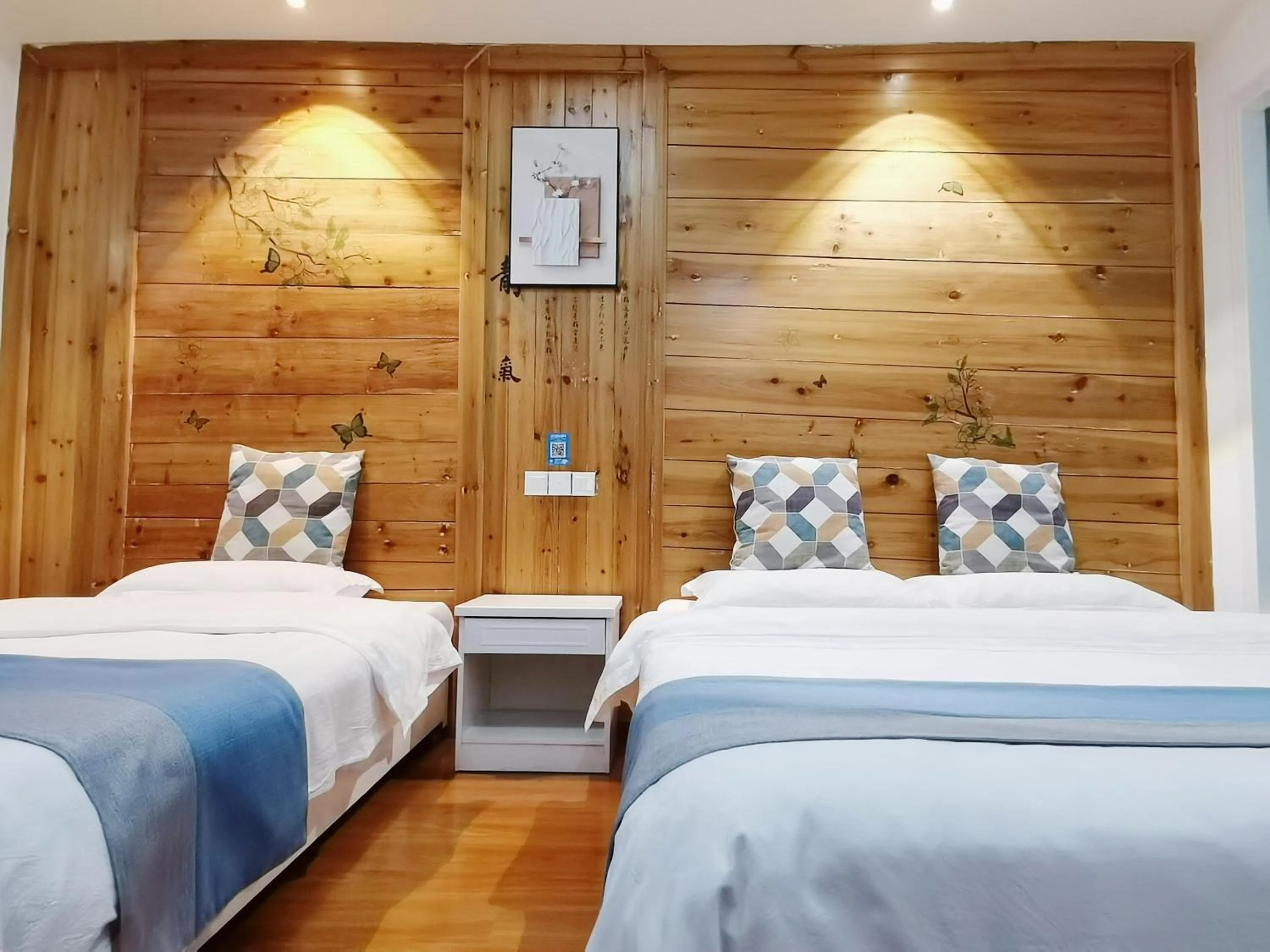 Bed in Emeishan Moon Bay Hotel