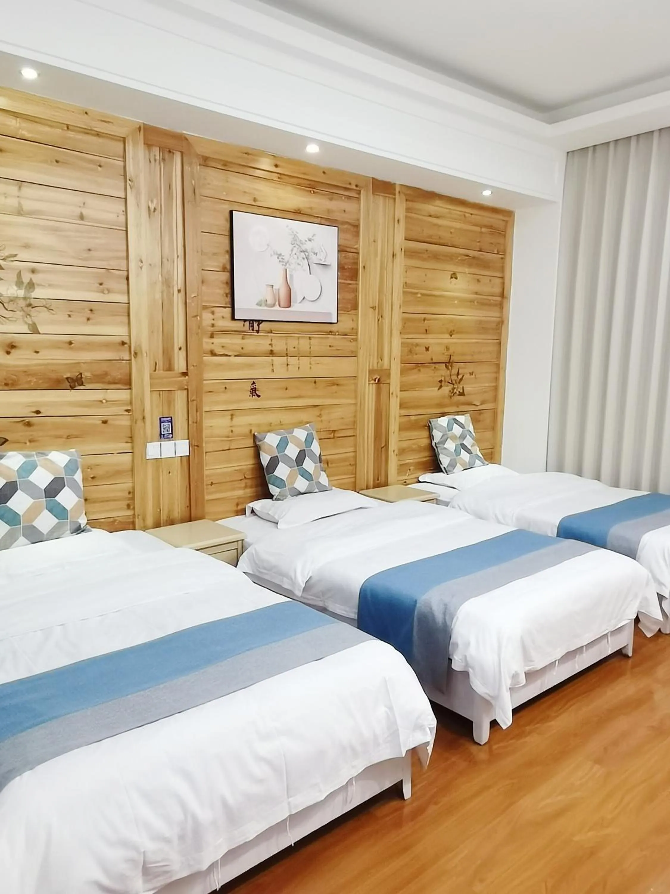 Bedroom, Bed in Emeishan Moon Bay Hotel