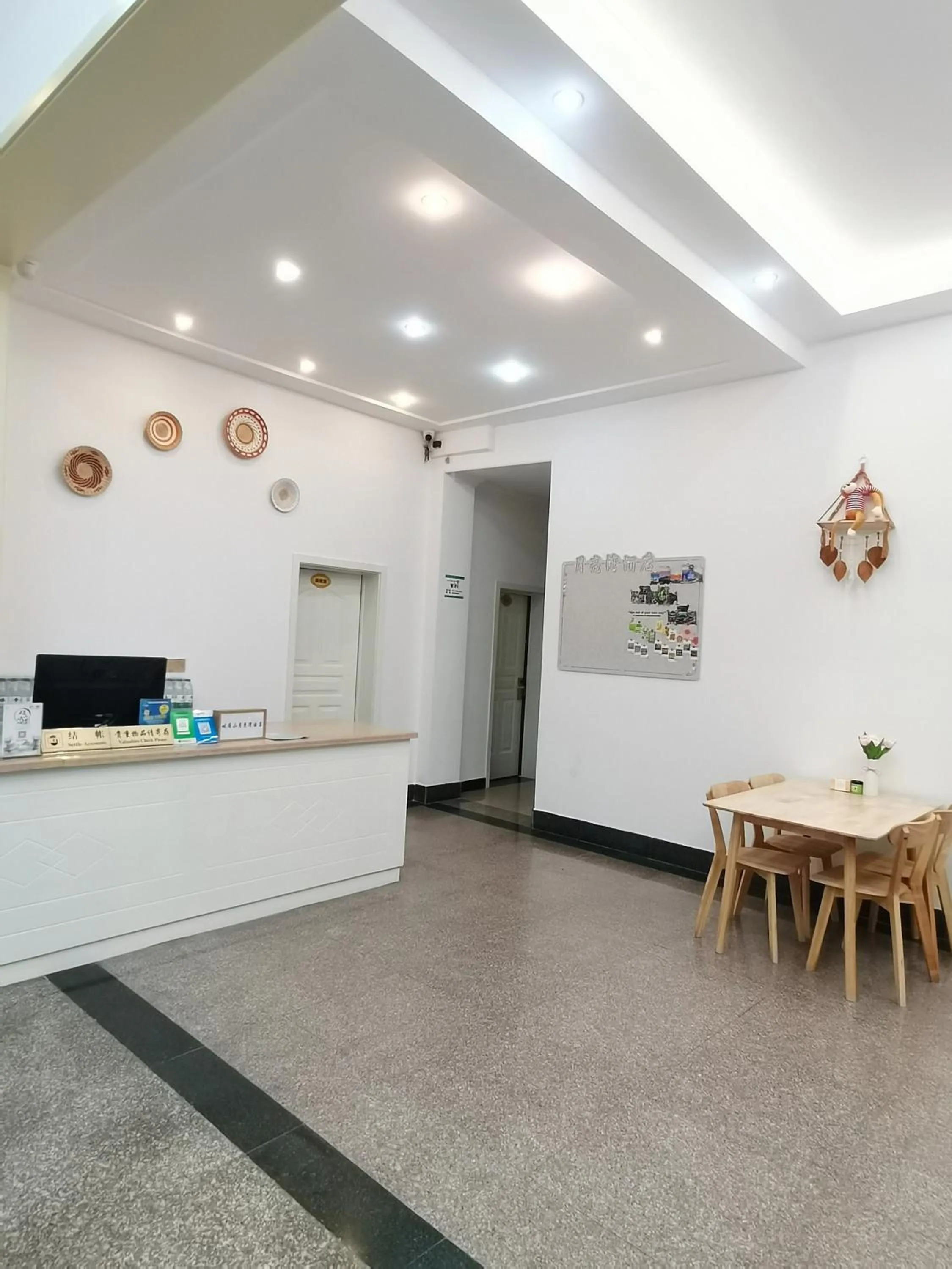 Lobby or reception in Emeishan Moon Bay Hotel