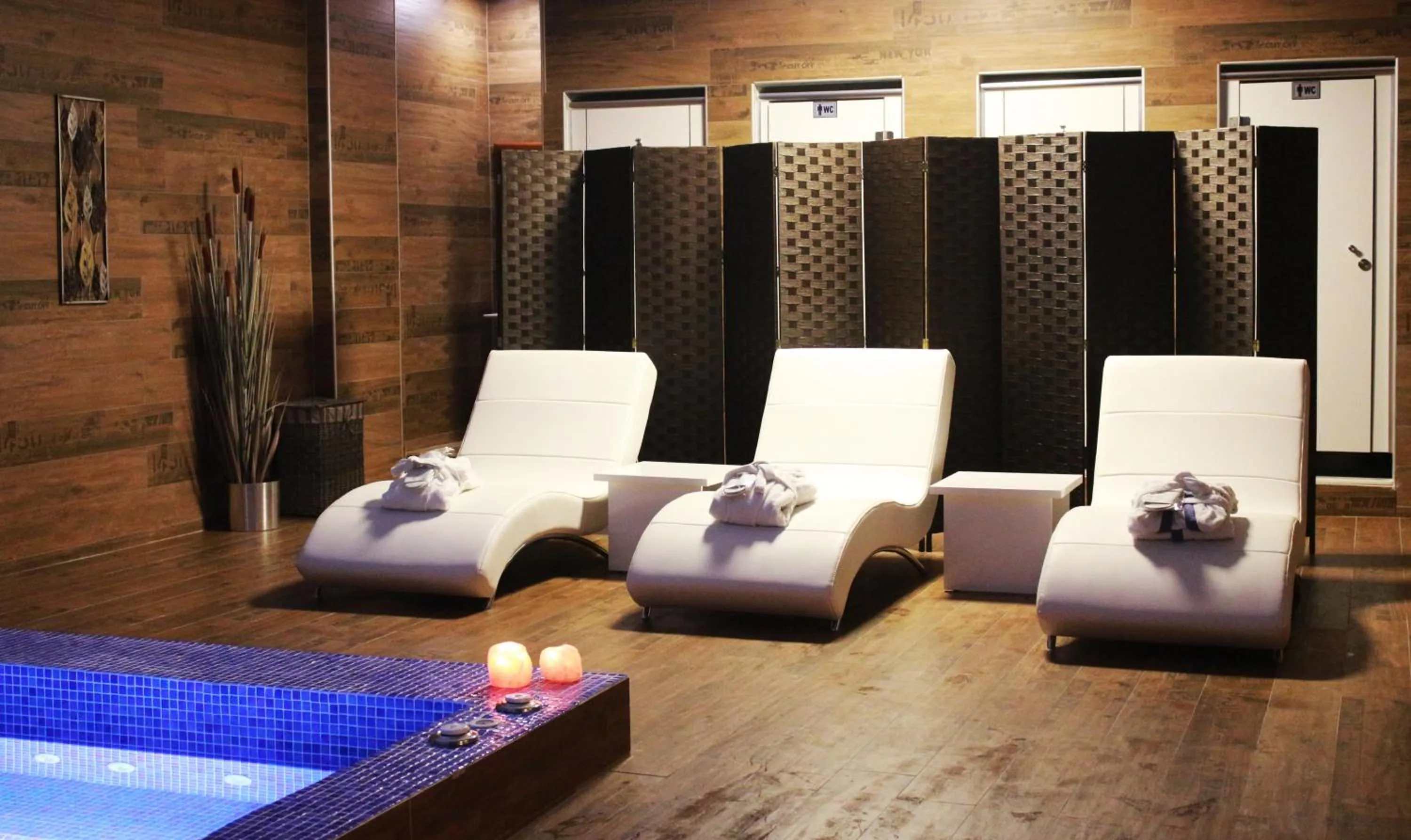 Hot Tub in Svalinn Hotel