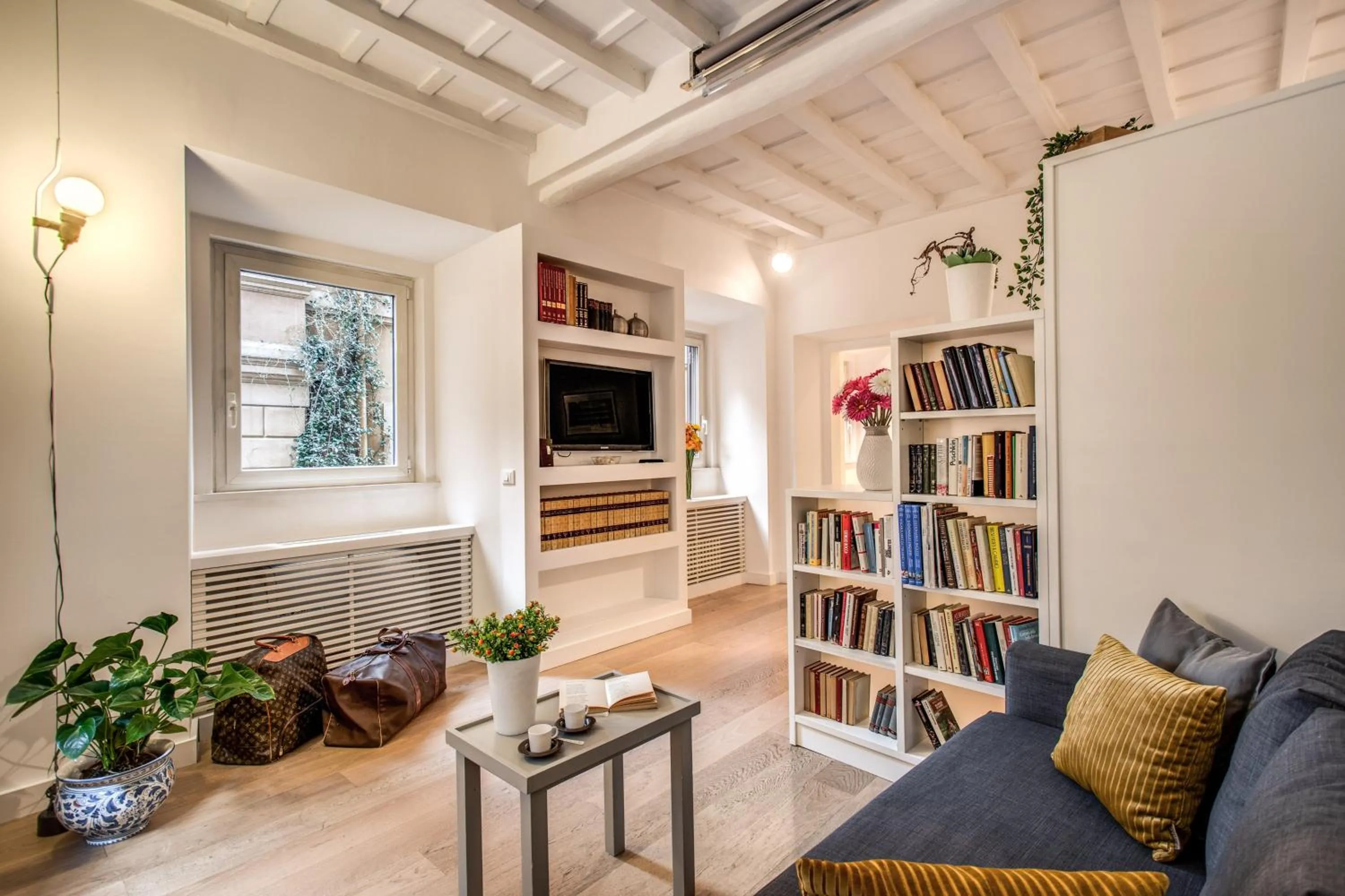 Living room in Orange Suites