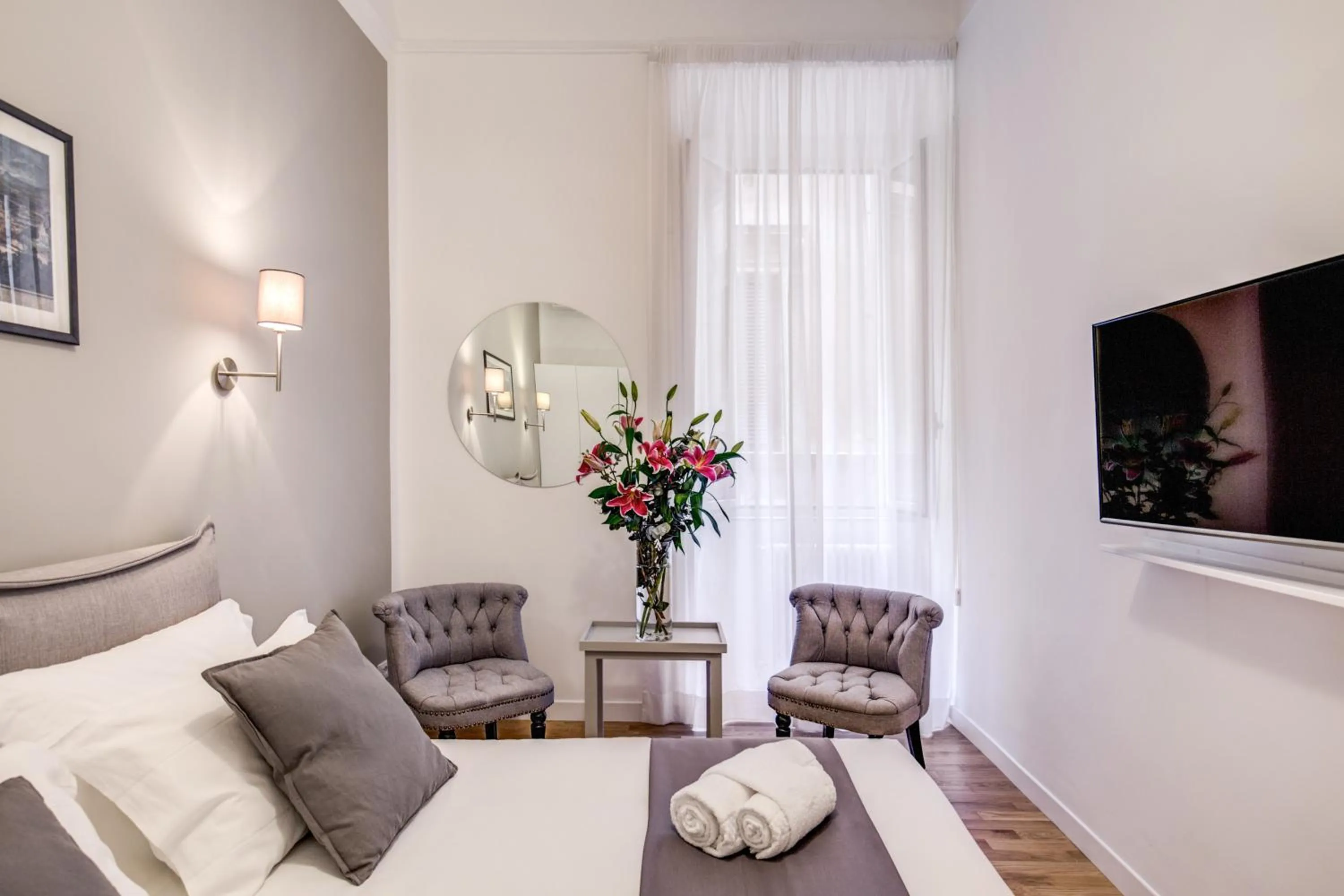 Day in Orange Suites