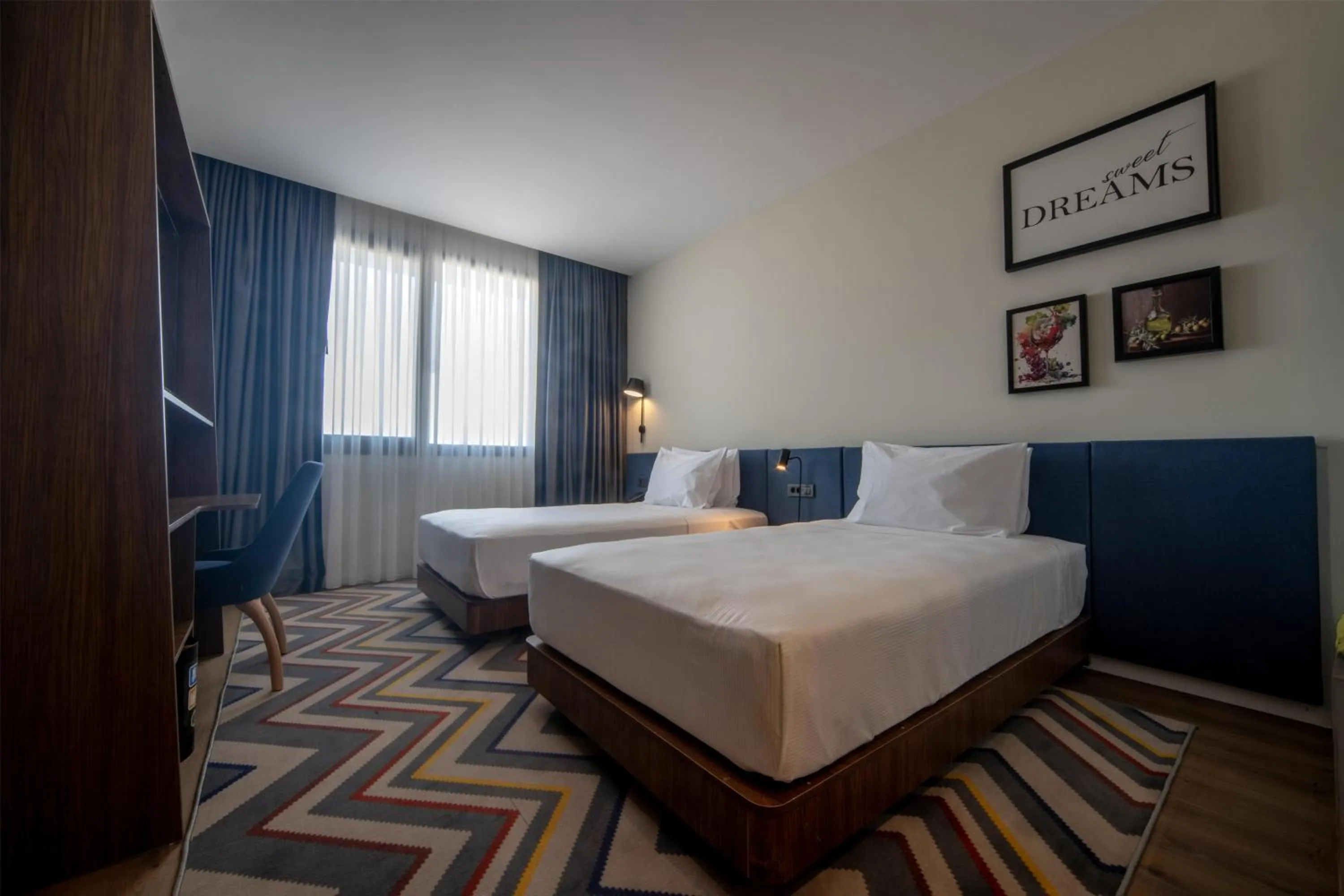 Bed in Hampton By Hilton Denizli