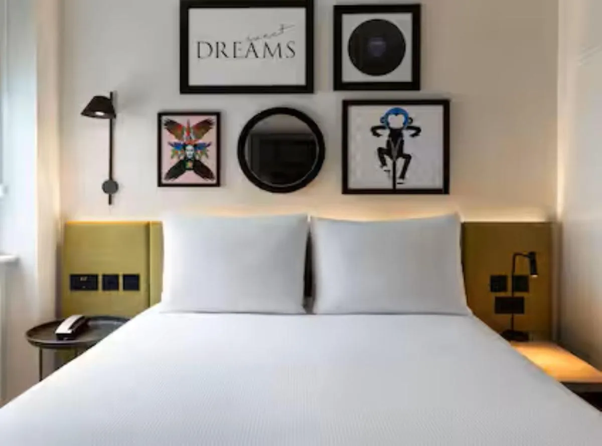 Bed in Hampton By Hilton Wroclaw Airport