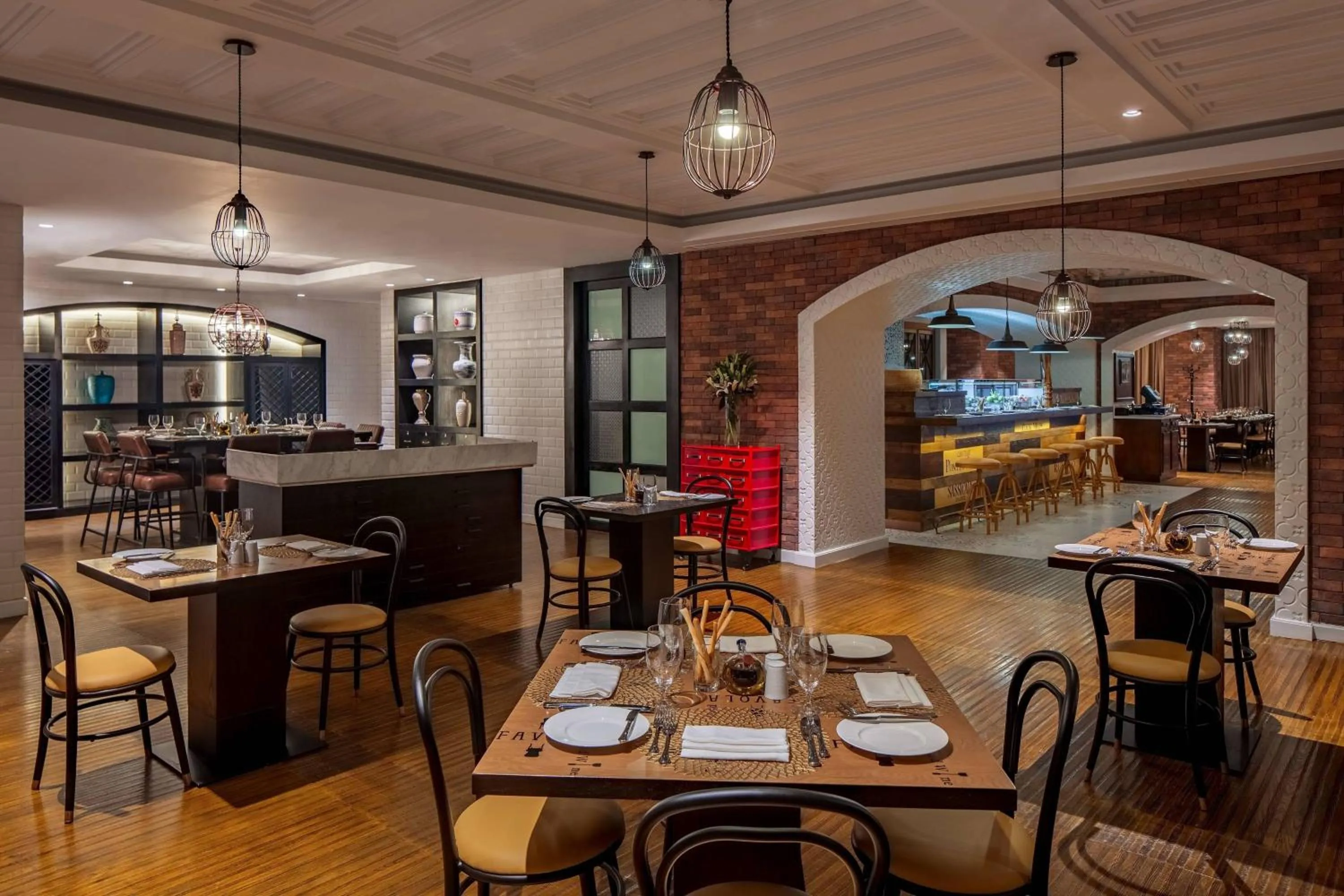 Restaurant/places to eat in Le Meridien Dhaka