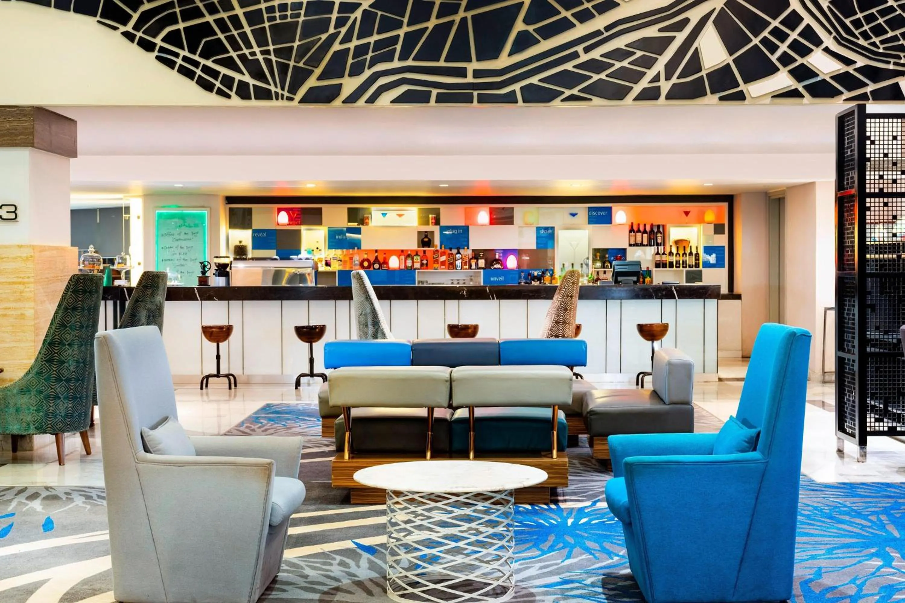 Restaurant/places to eat in Le Meridien Dhaka