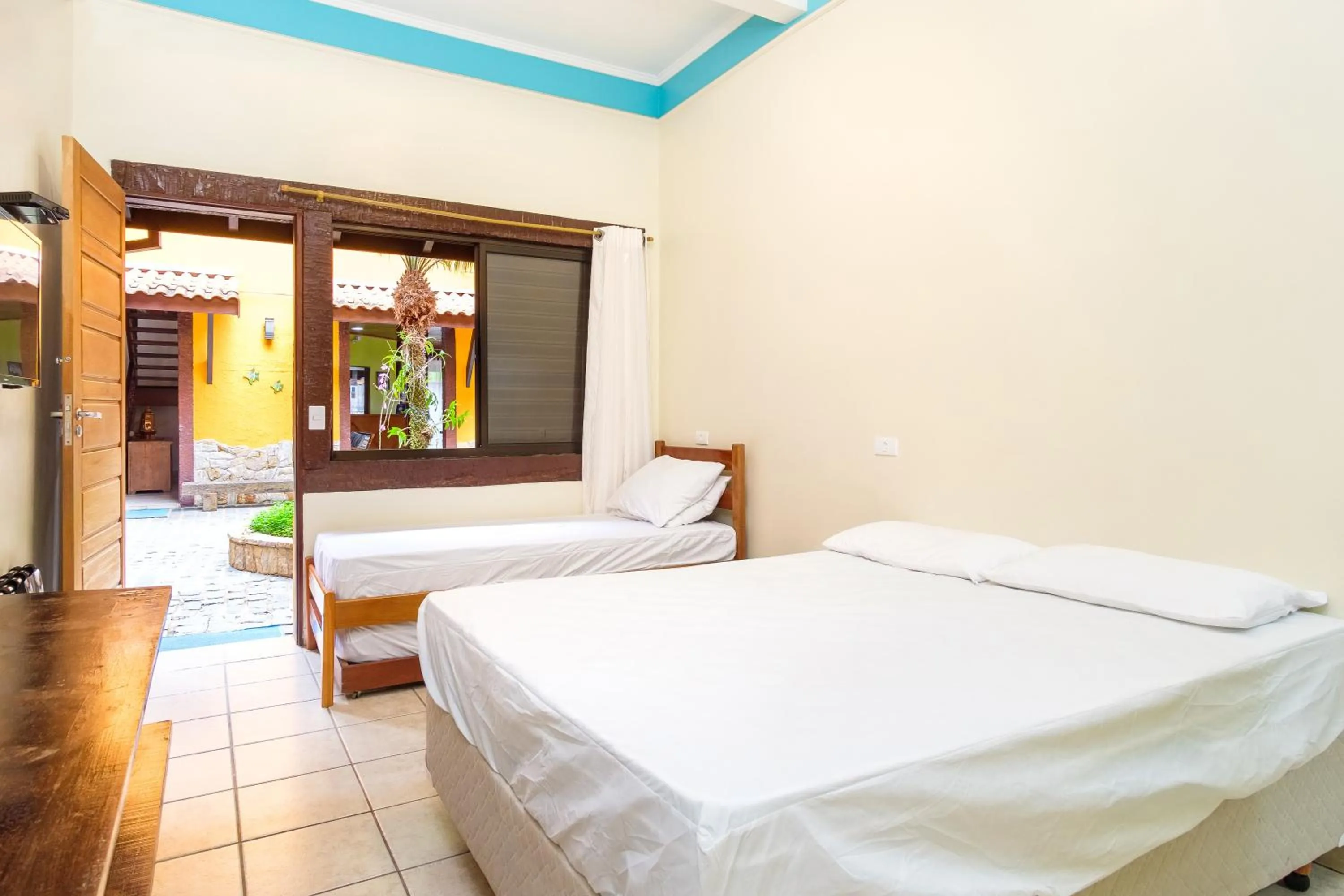 Bedroom, Bed in Aldeia Da Lagoinha