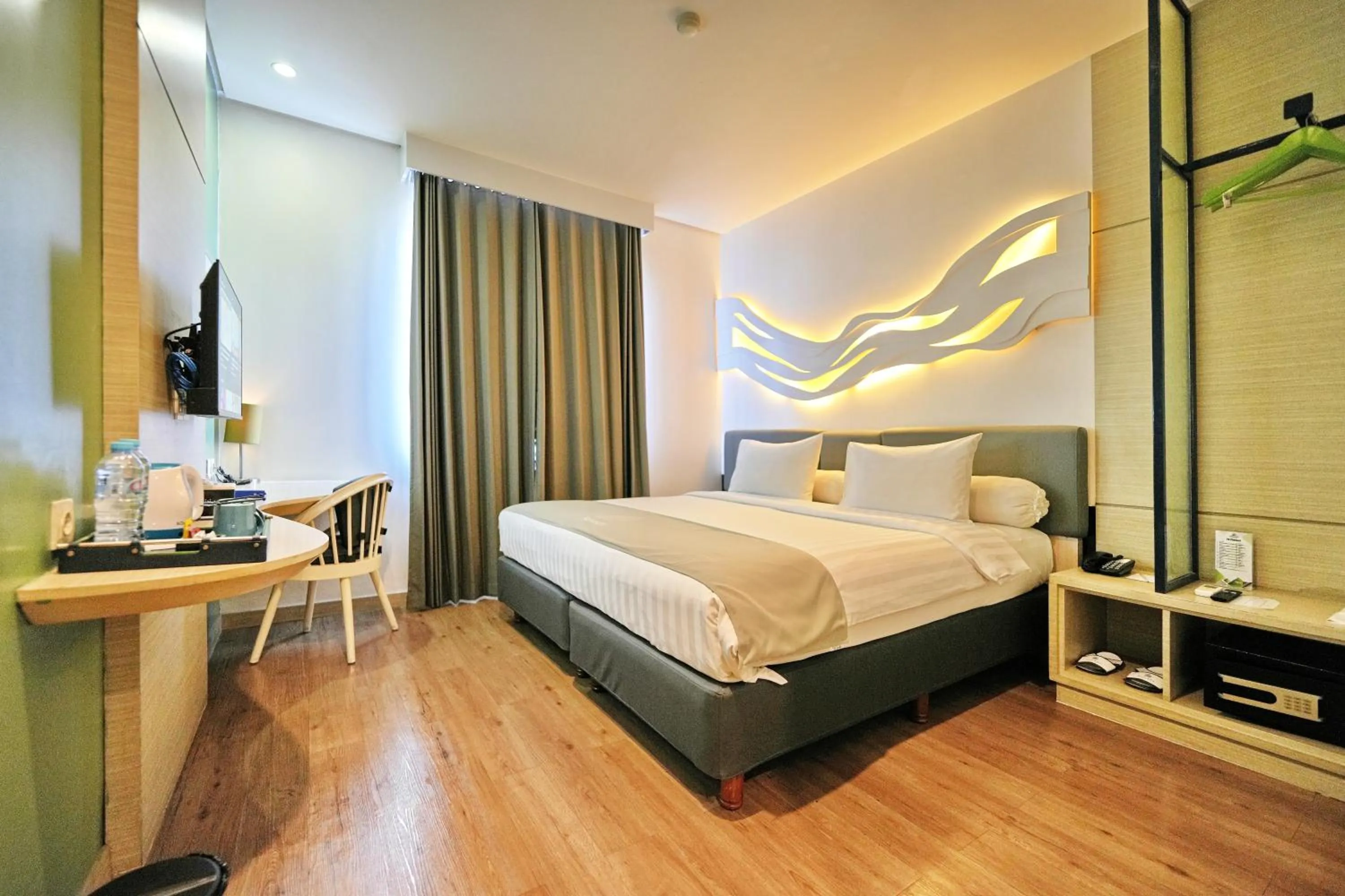 Bed in Bonnet Hotel Surabaya