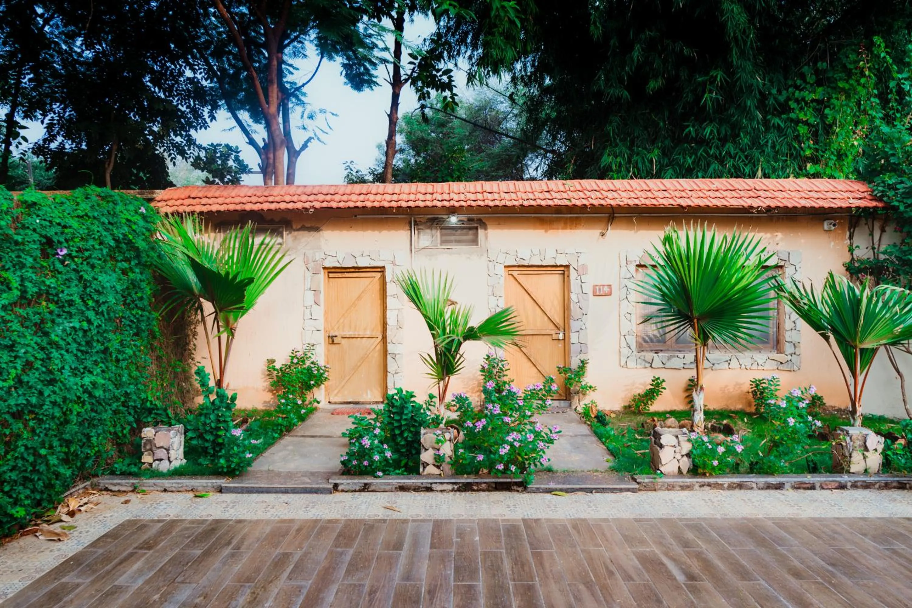 Swimming pool in Greetoe Camp Panna