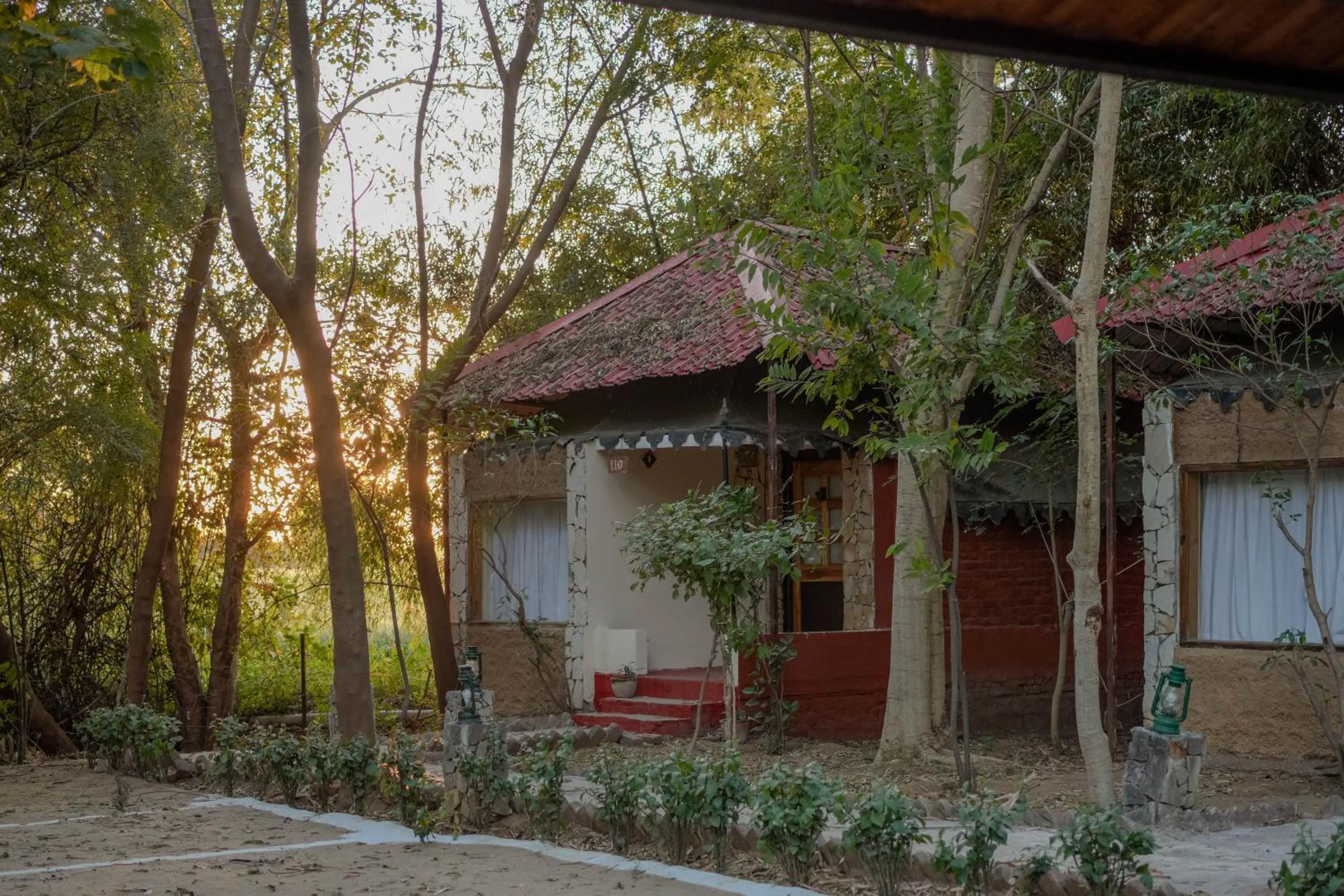 Lobby or reception in Greetoe Camp Panna
