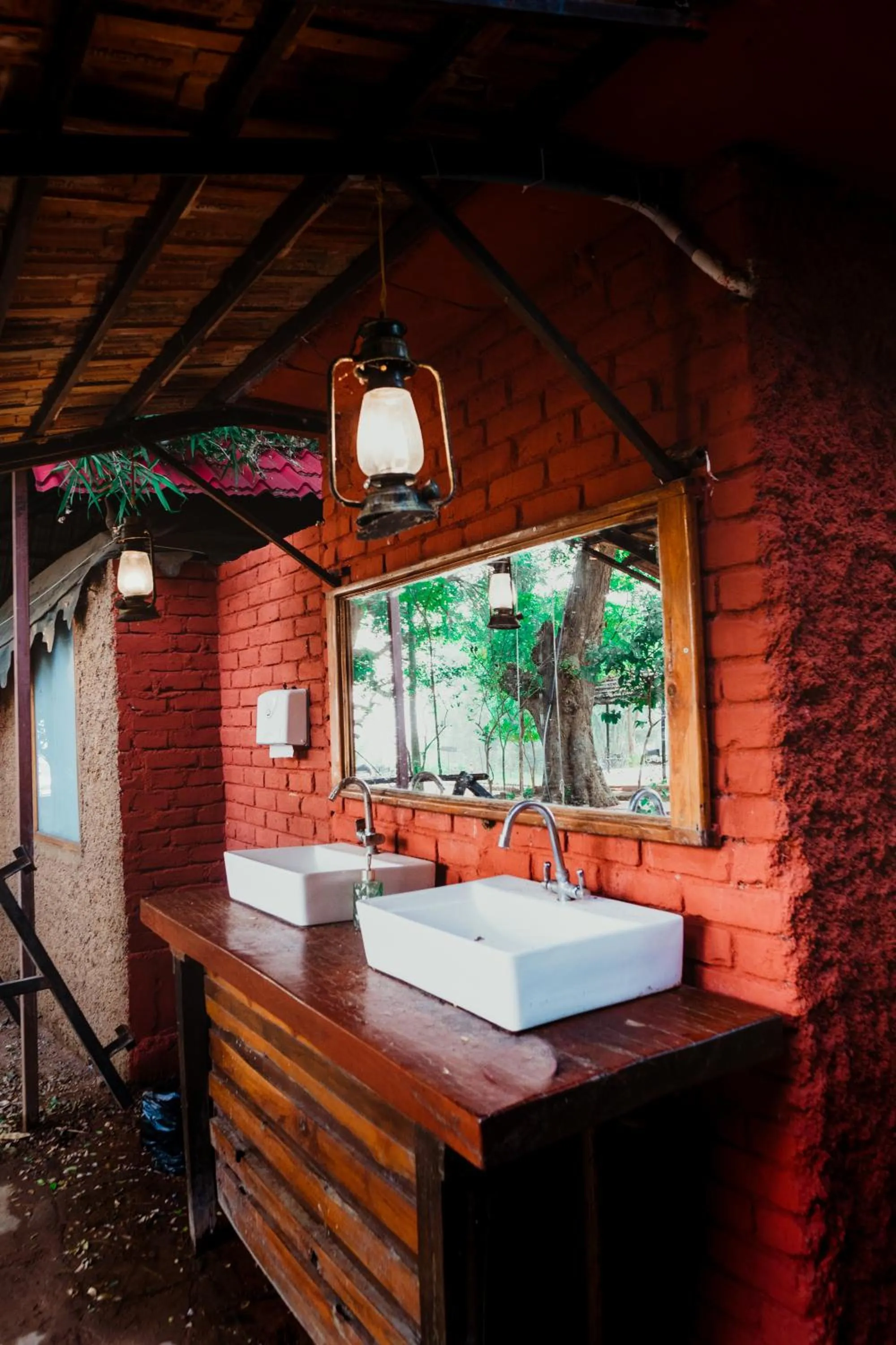 Dining area in Greetoe Camp Panna