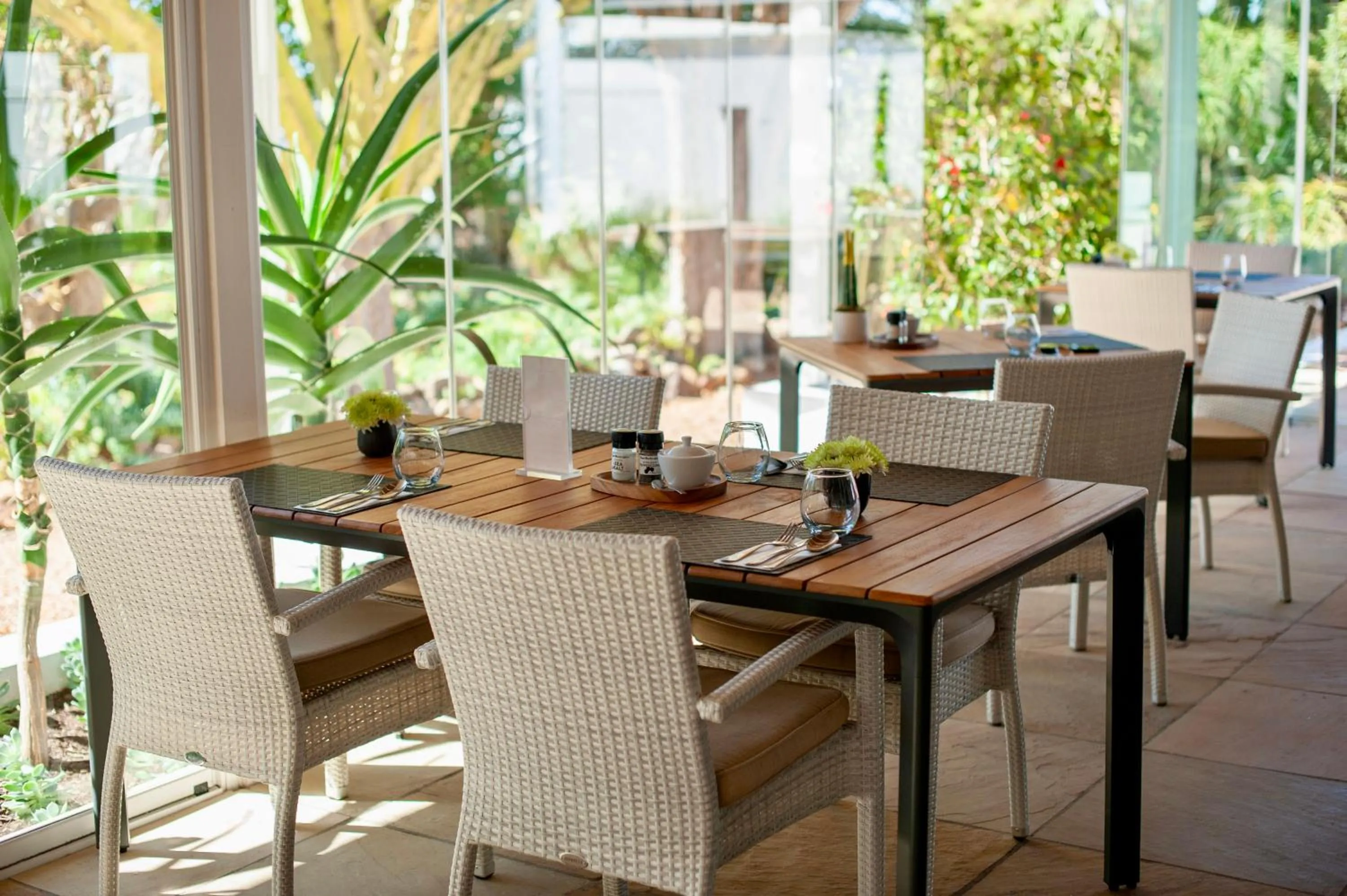 Restaurant/places to eat in Mo & Rose's Nature Retreat