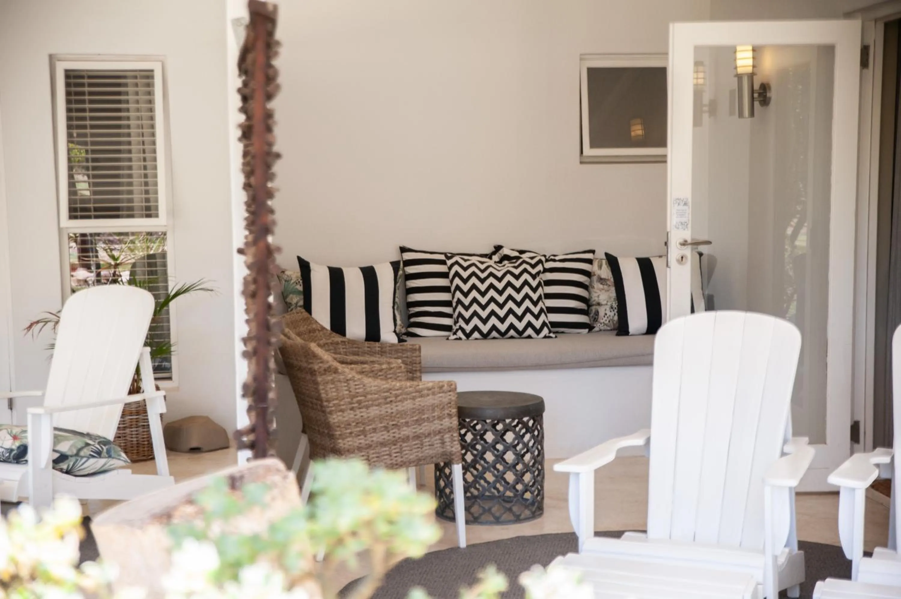 Property building in Mo & Rose's Nature Retreat