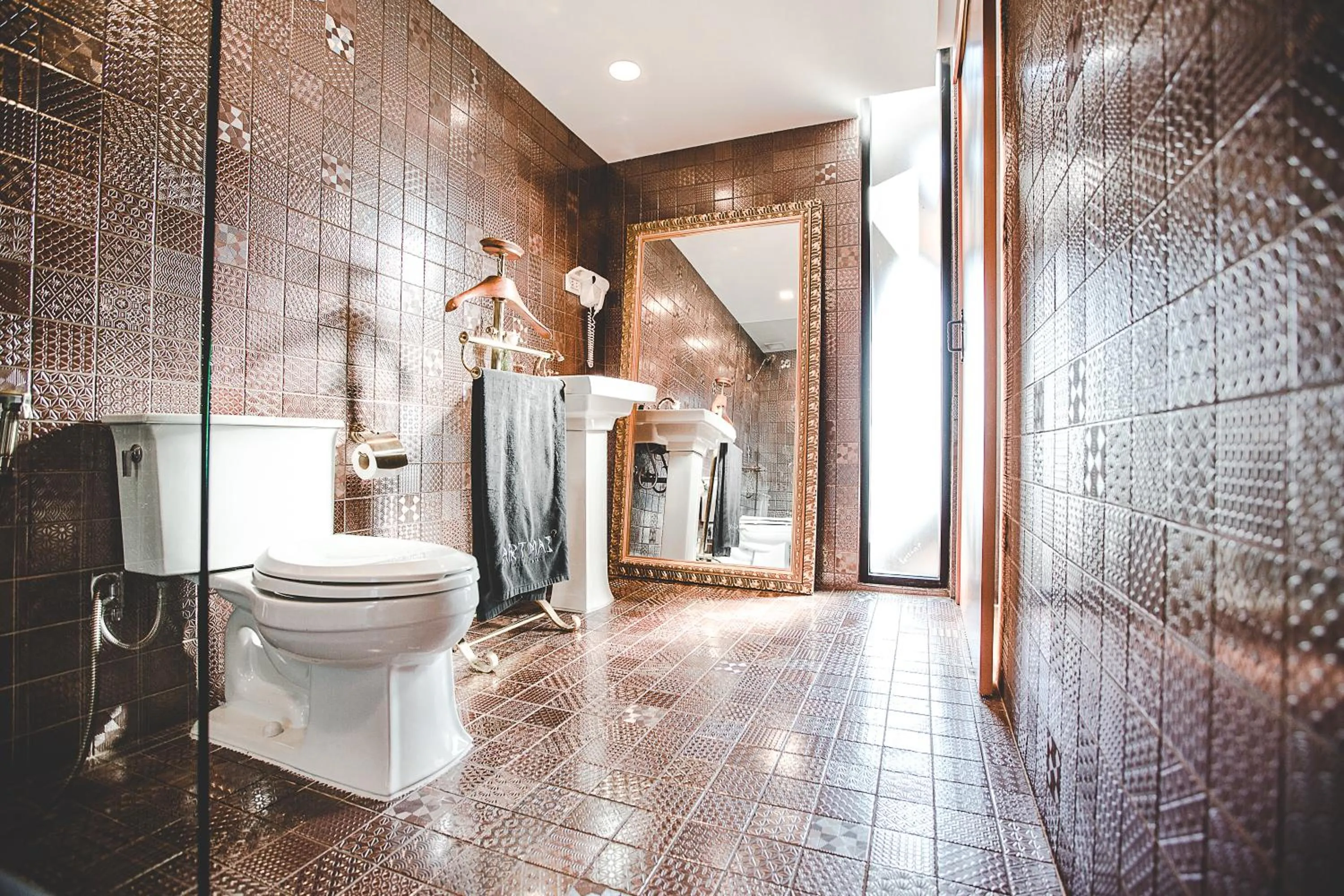 Shower in Art Mai Gallery Nimman Hotel Chiang Mai