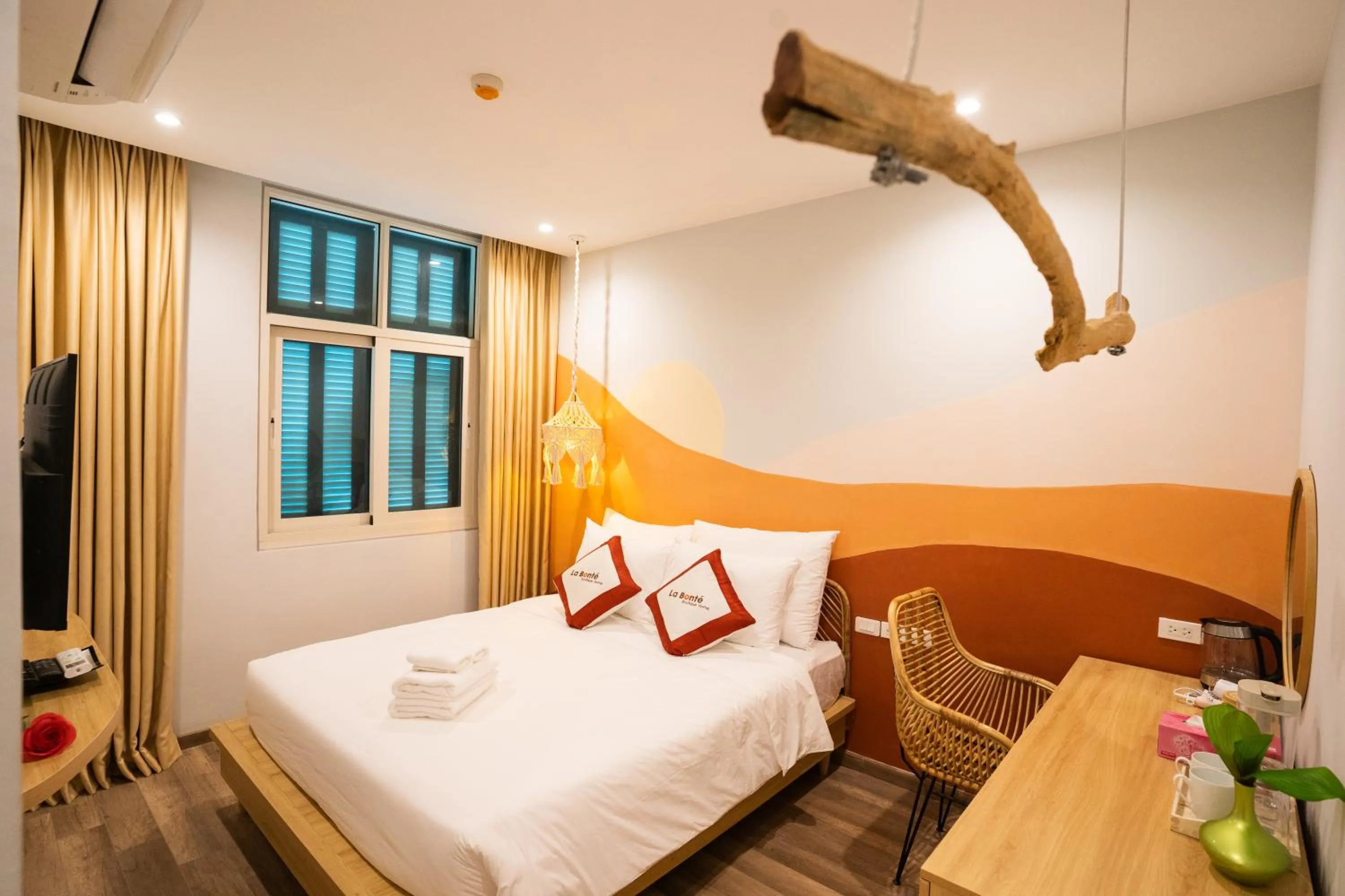 Photo of the whole room, Bed in La Bonté Boutique Home Phu Quoc