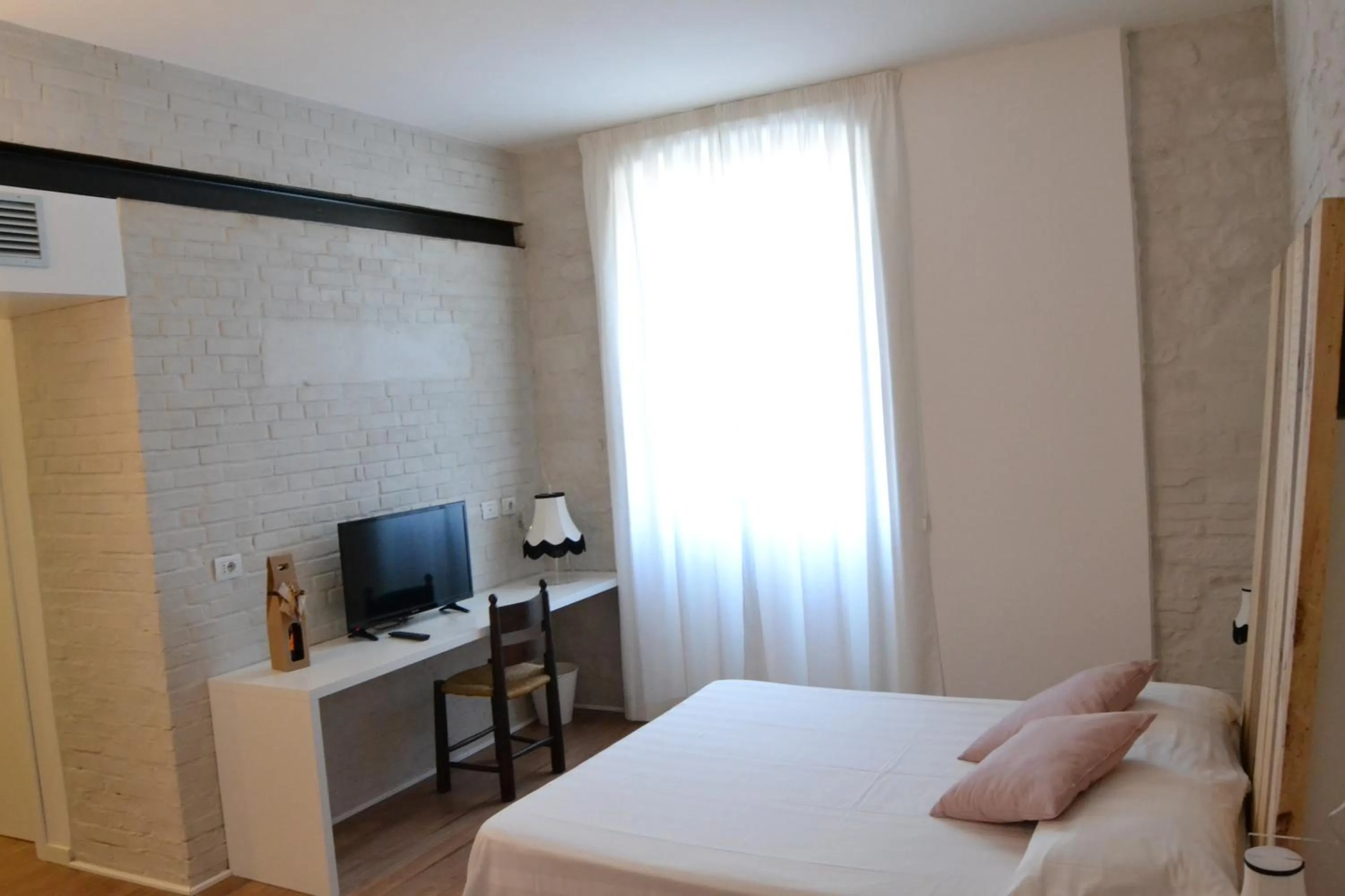 Bedroom, Bed in Albergo Il Rientro