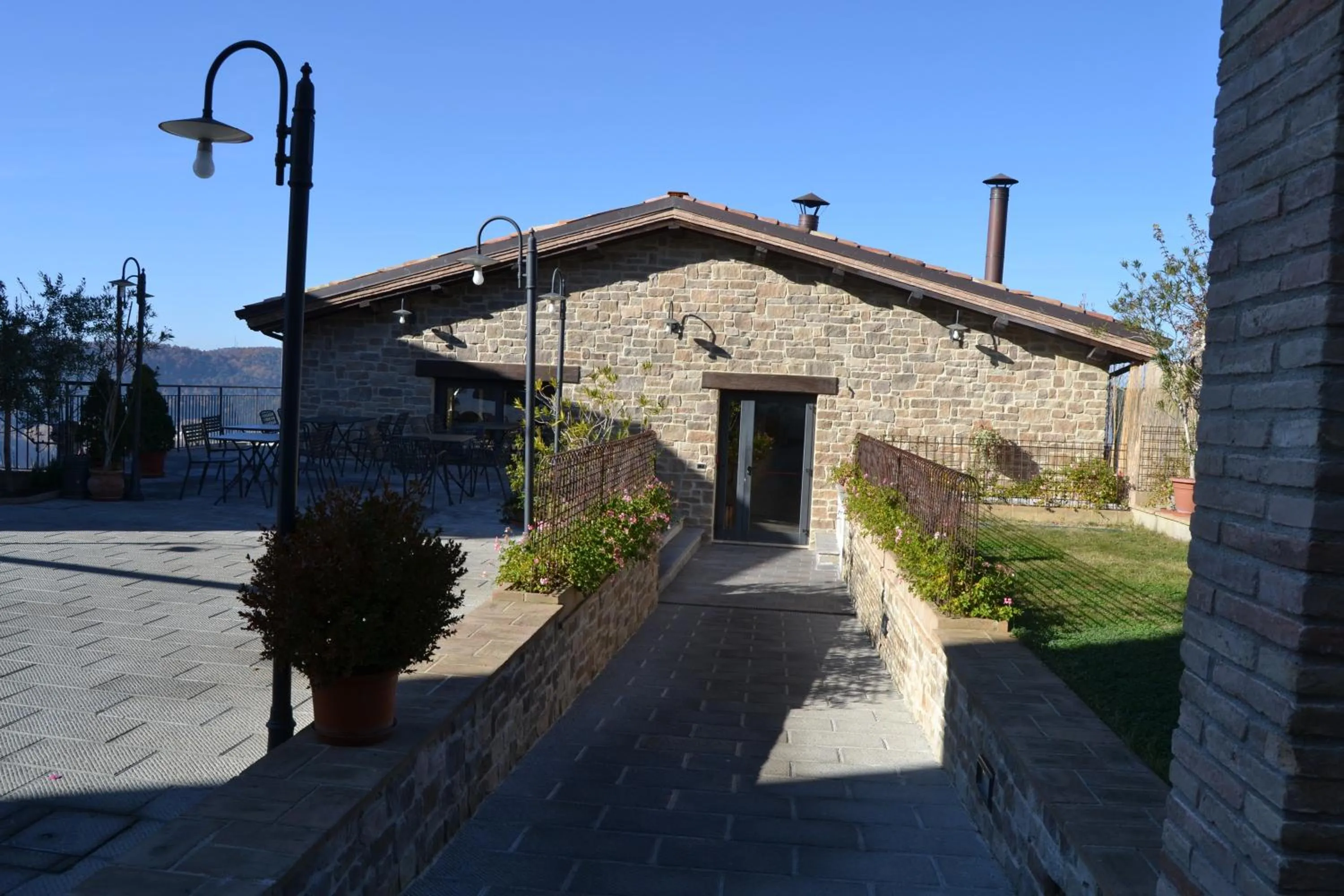 Facade/entrance in Albergo Il Rientro