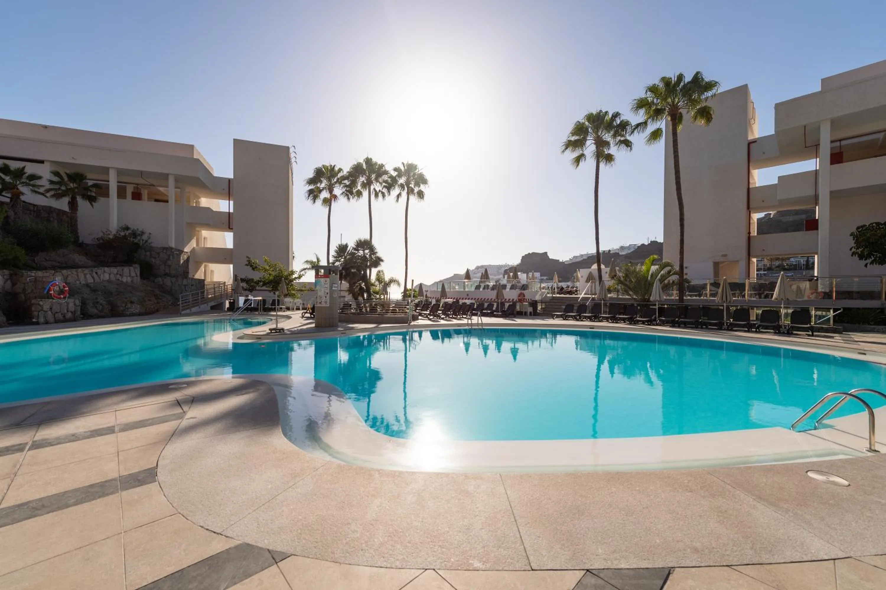 Swimming pool in Holiday Club Puerto Calma