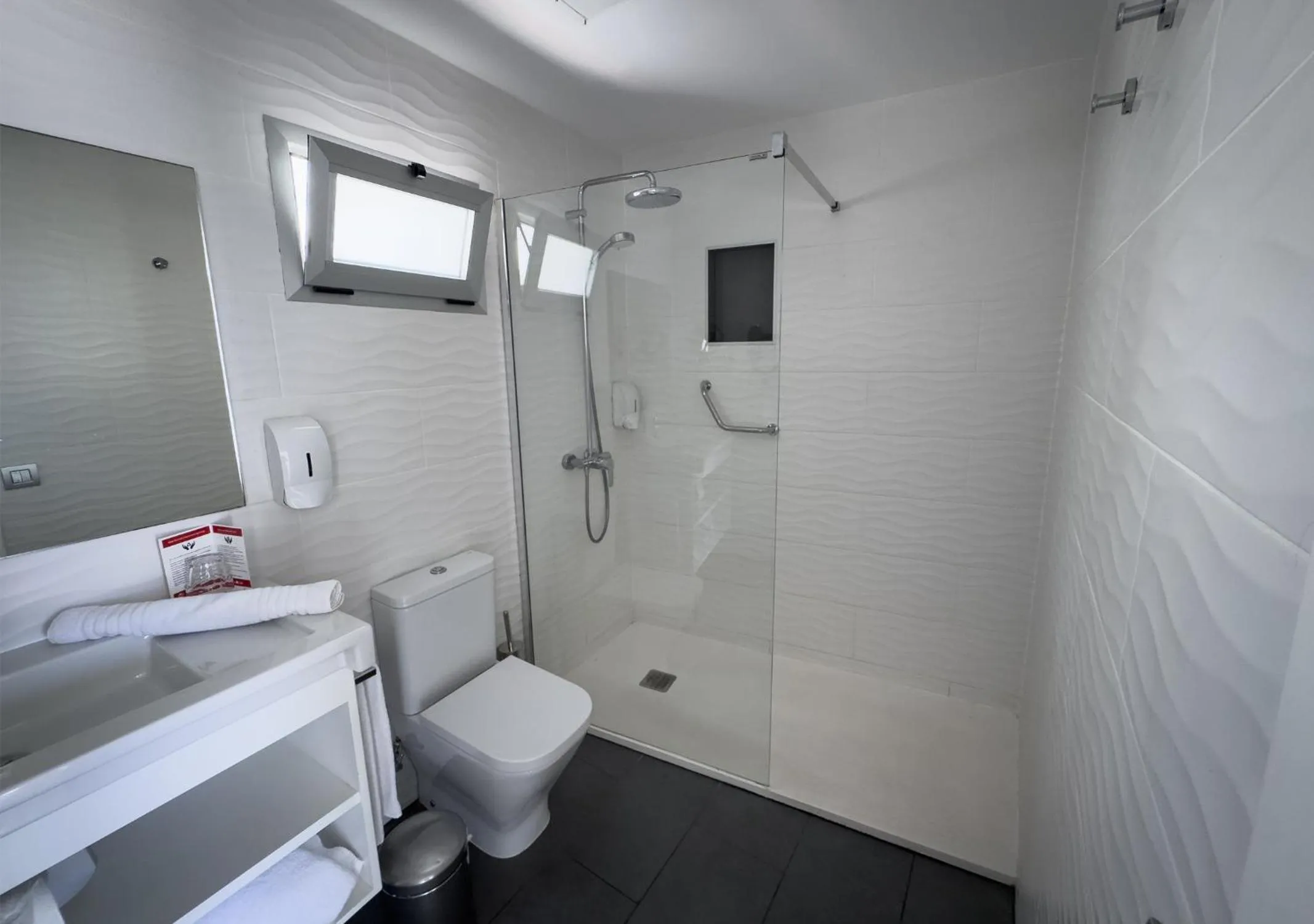 Shower in Holiday Club Puerto Calma