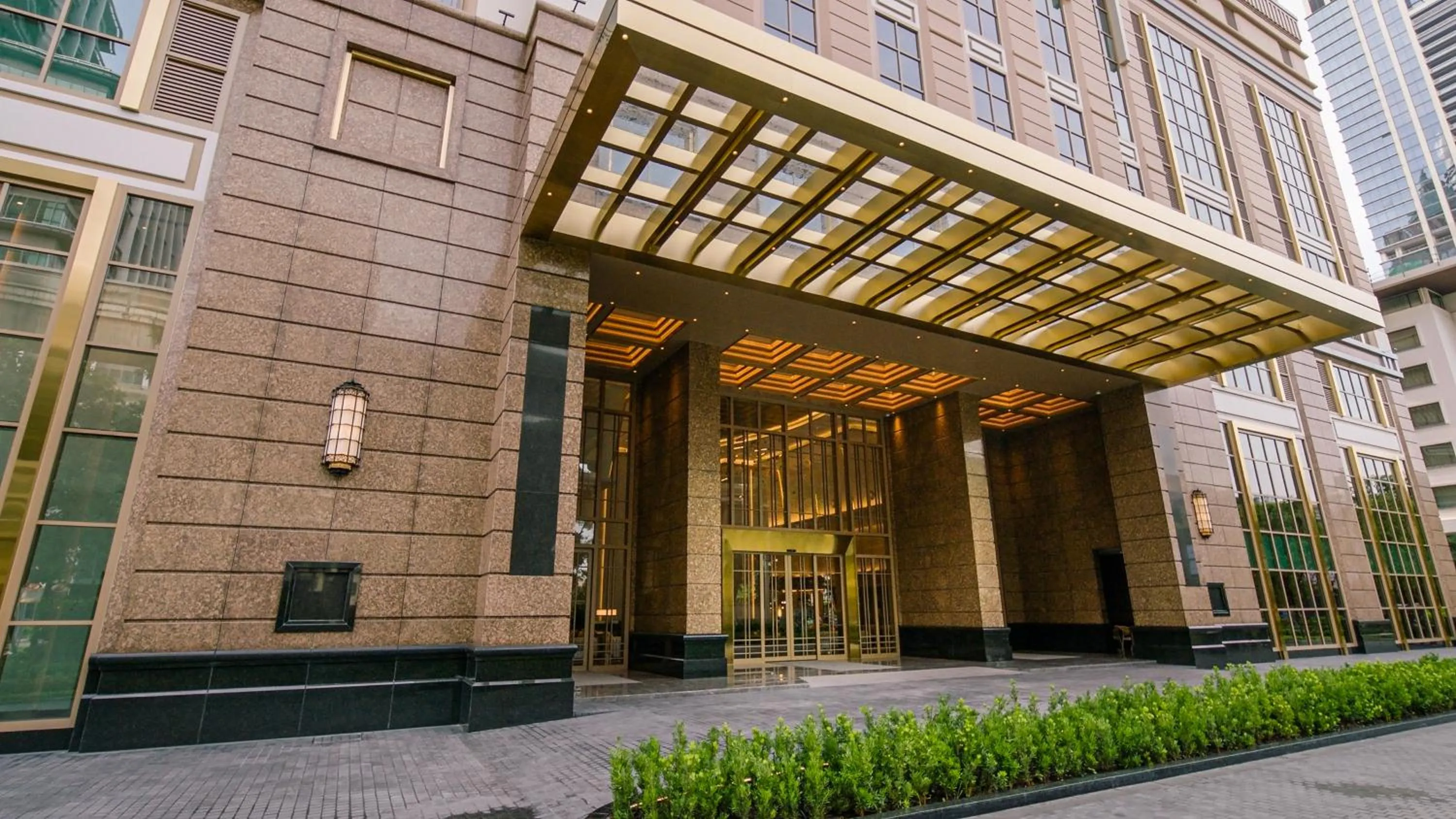 Facade/entrance in Grande Centre Point Prestige Bangkok