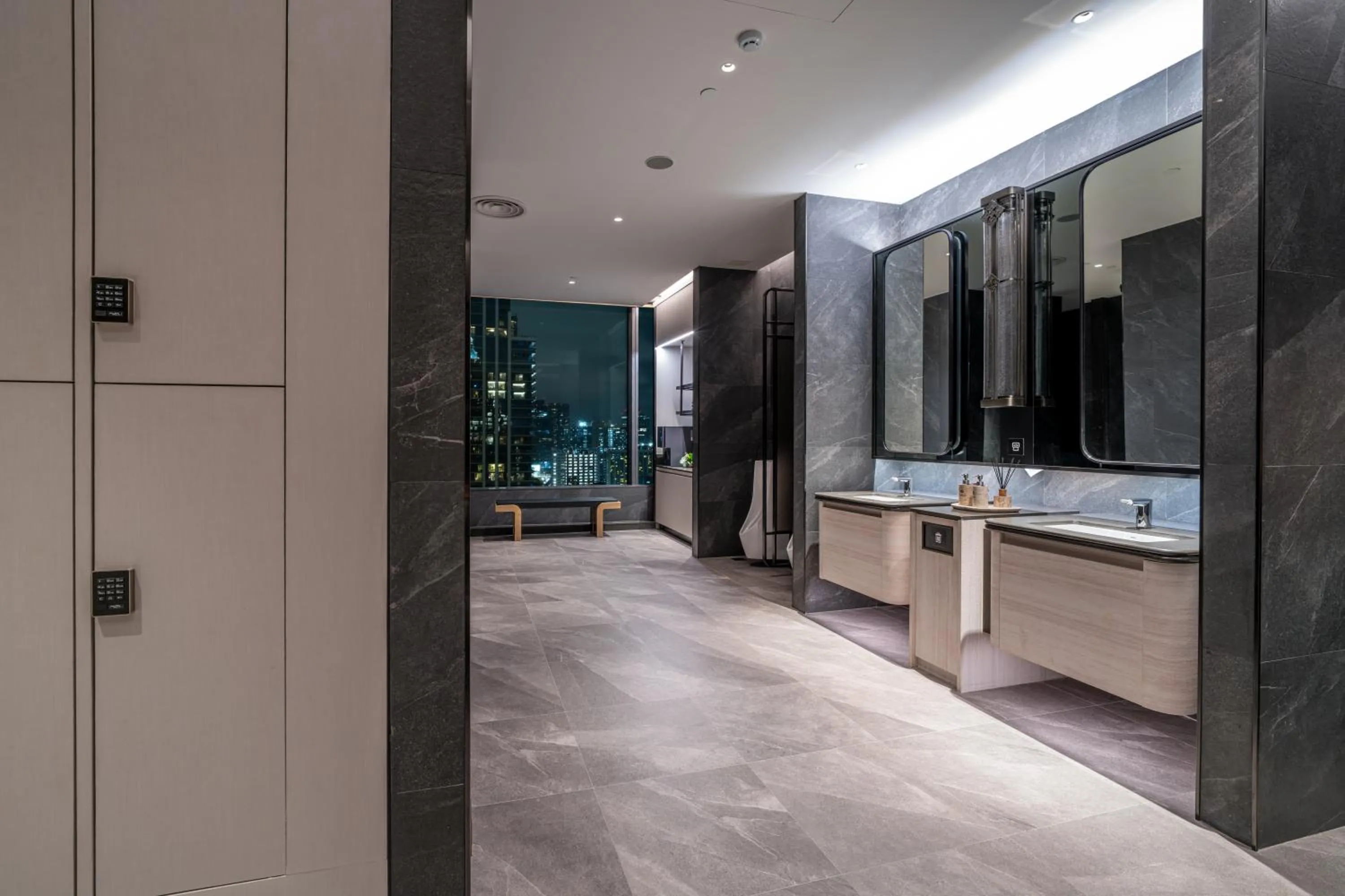 Fitness centre/facilities in Grande Centre Point Prestige Bangkok