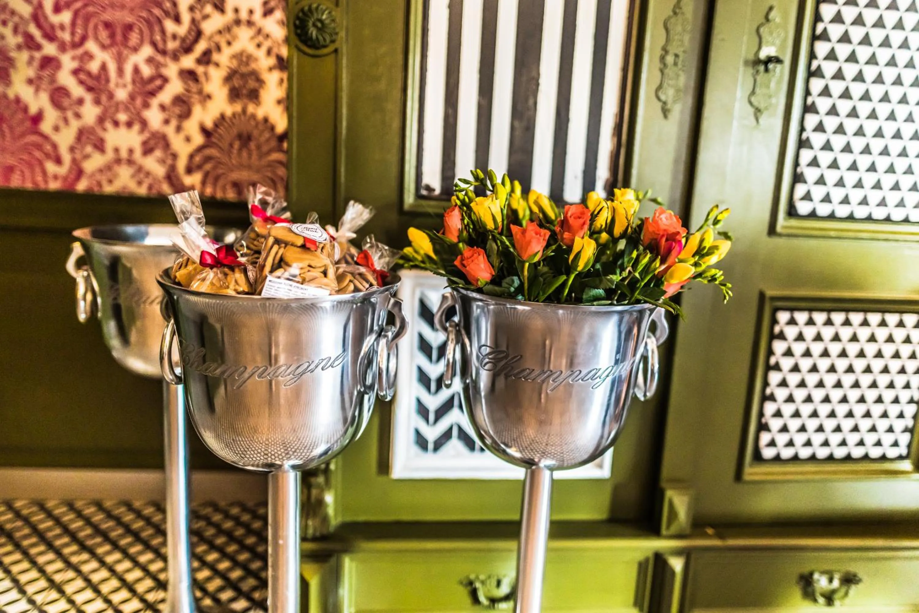 Restaurant/places to eat in Boutique Hotel Massimos