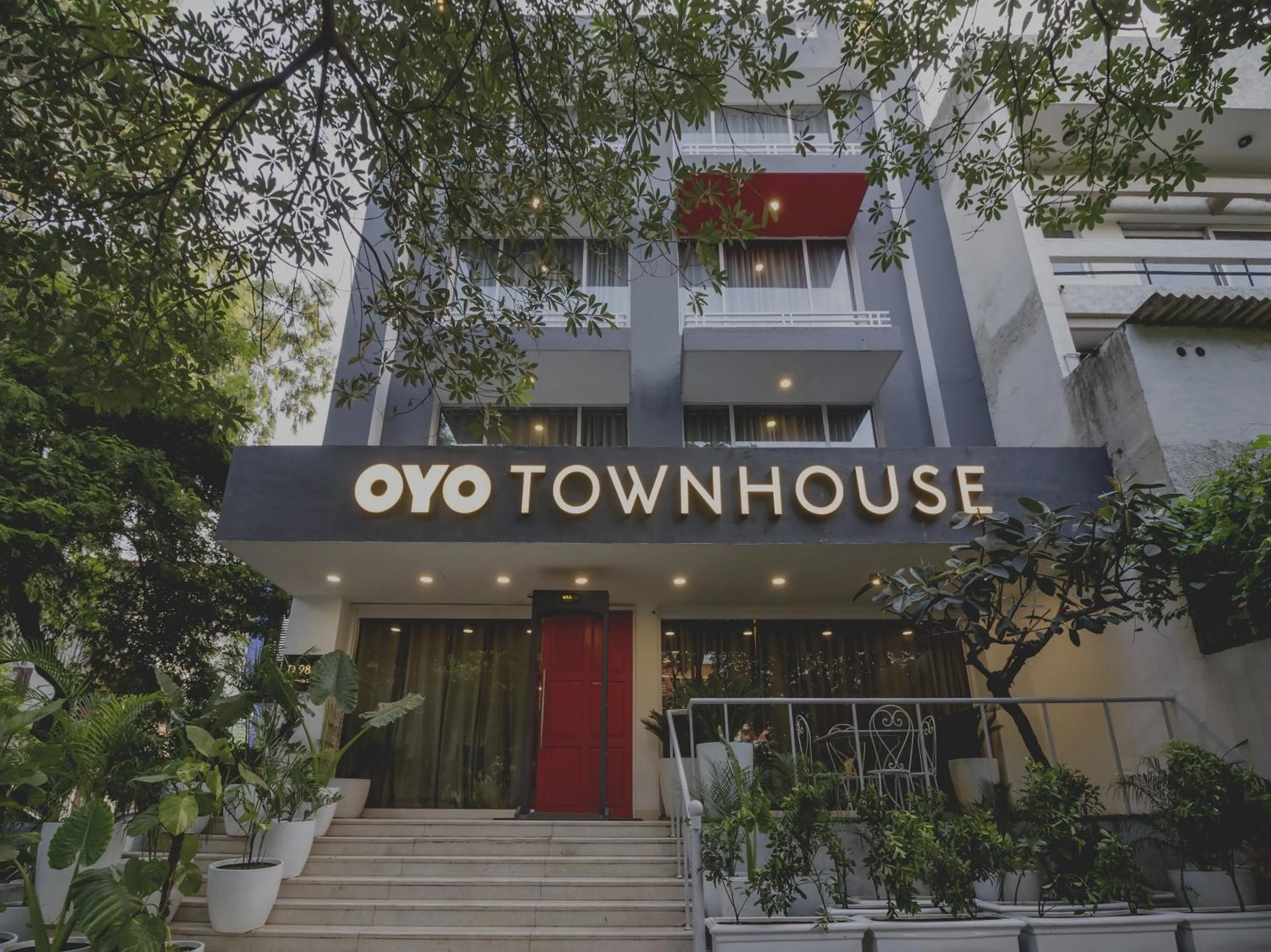 Facade/entrance in Townhouse 013 New Friends Colony