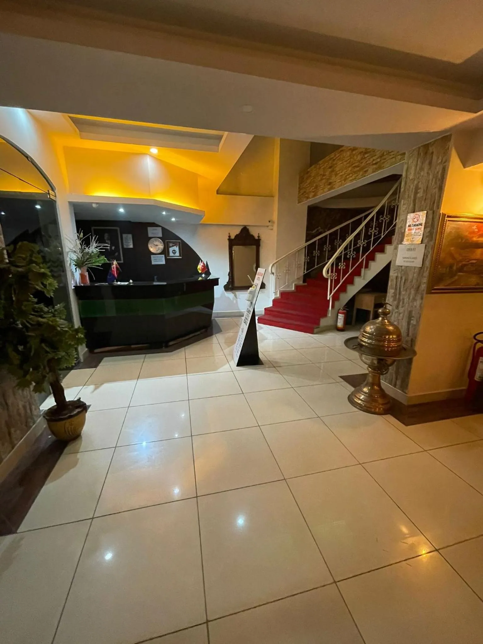 Lobby or reception in Denizhan Hotel